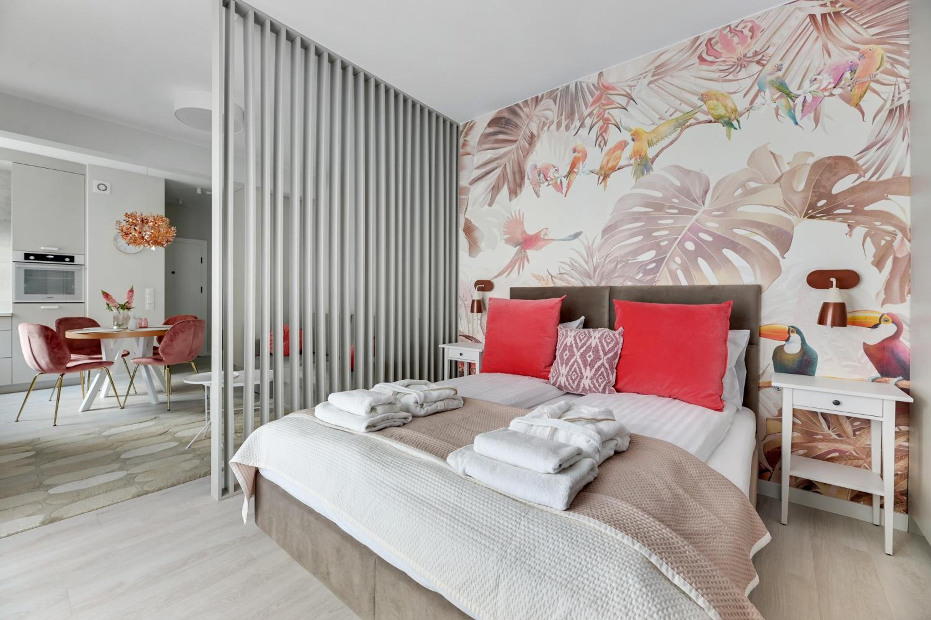 Monte Carlo Luxury Suites with Parking by Lion Apartments Sopot