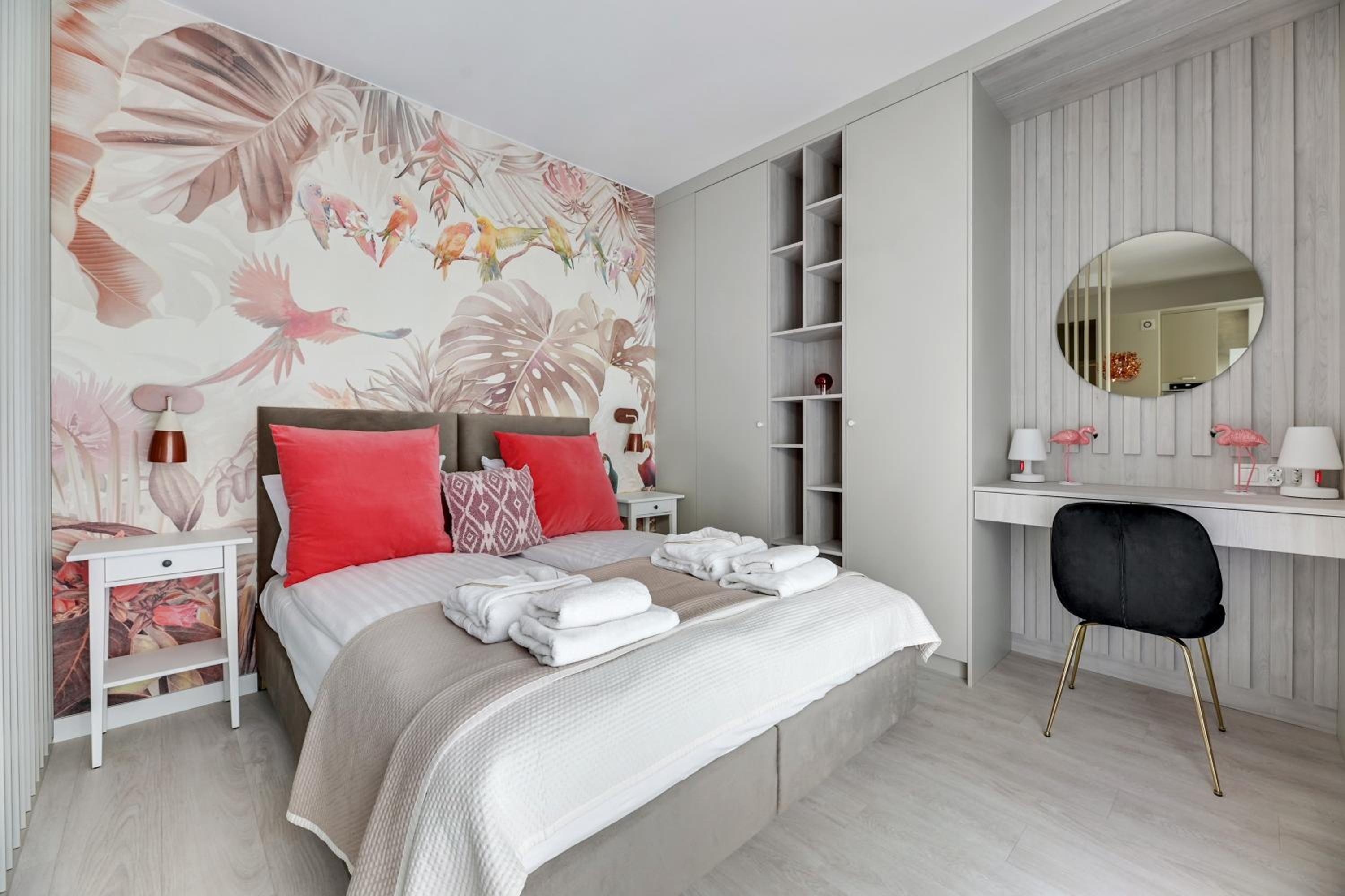 Monte Carlo Luxury Suites with Parking by Lion Apartments Sopot