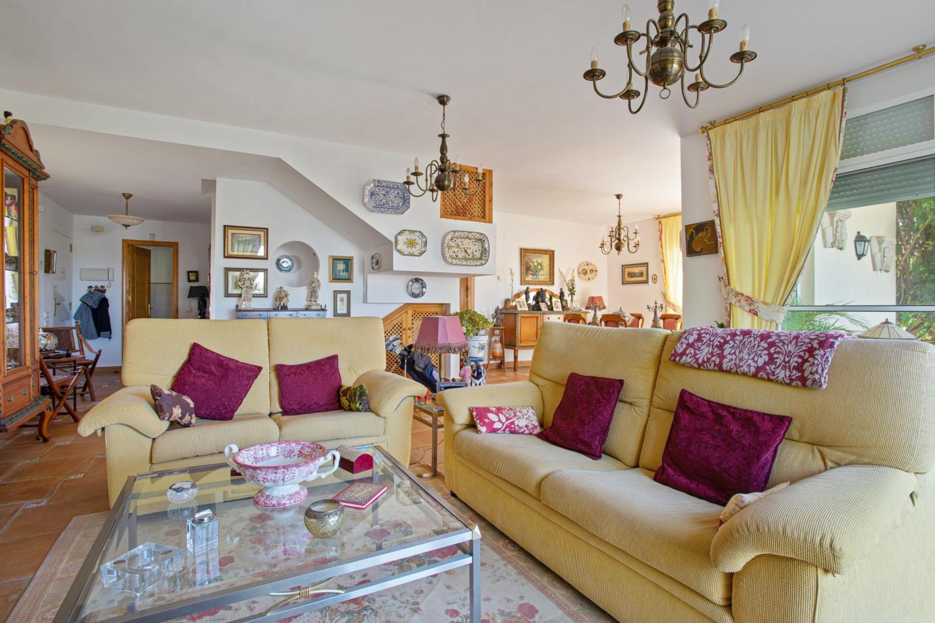Charming villa in Sanlúcar de Barrameda with private pool