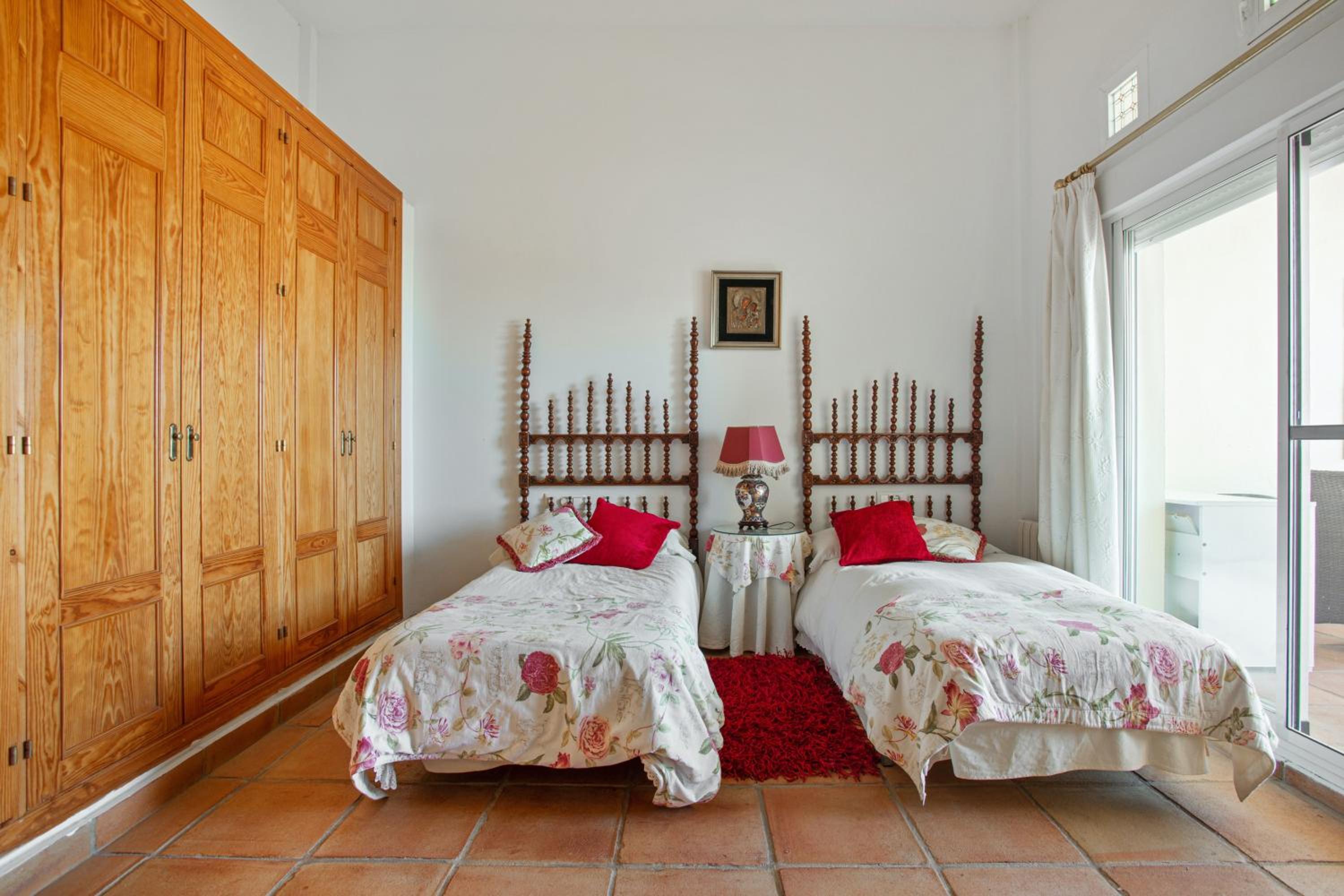 Charming villa in Sanlúcar de Barrameda with private pool