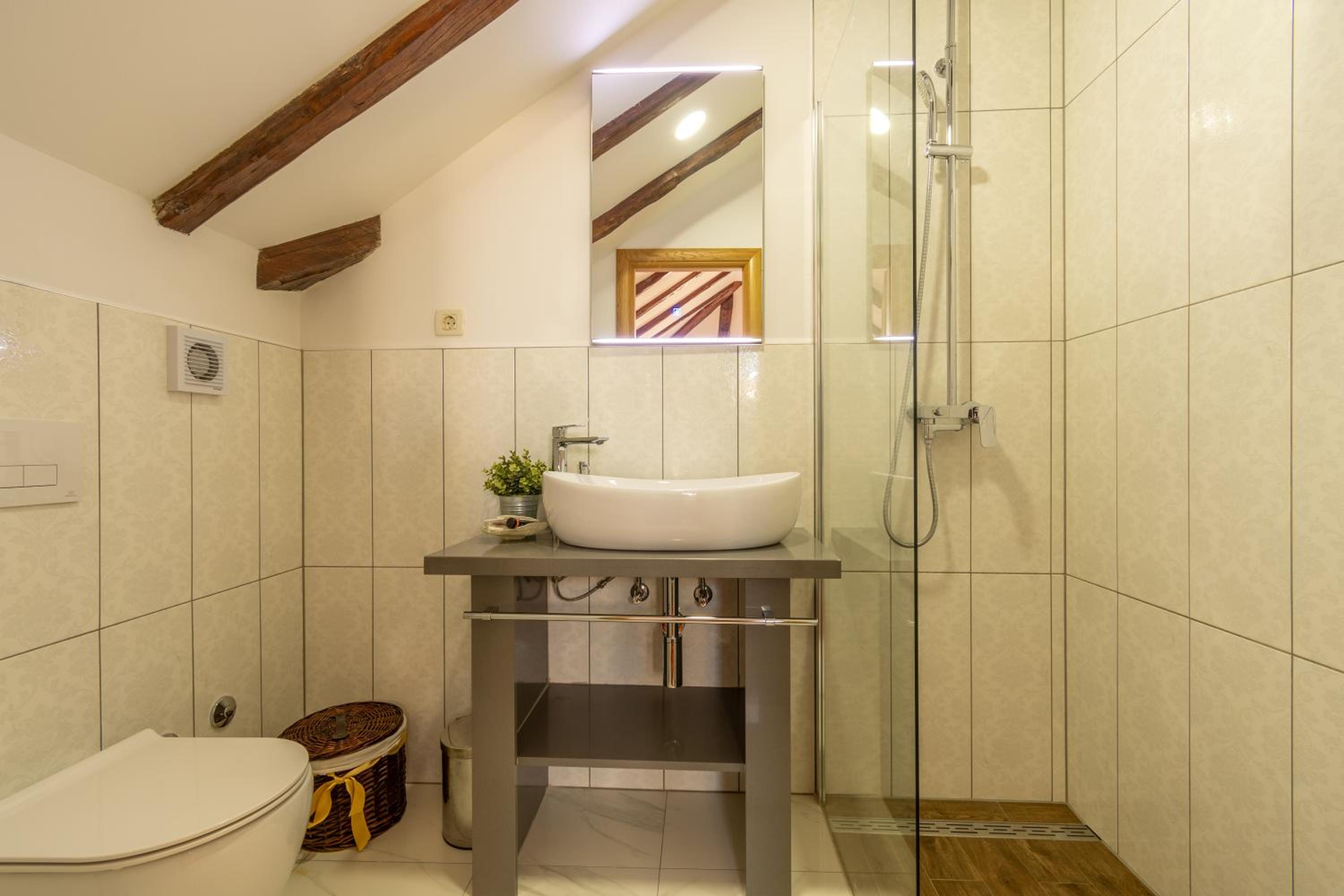 B&B Heritage Villa Apolon — photo 37