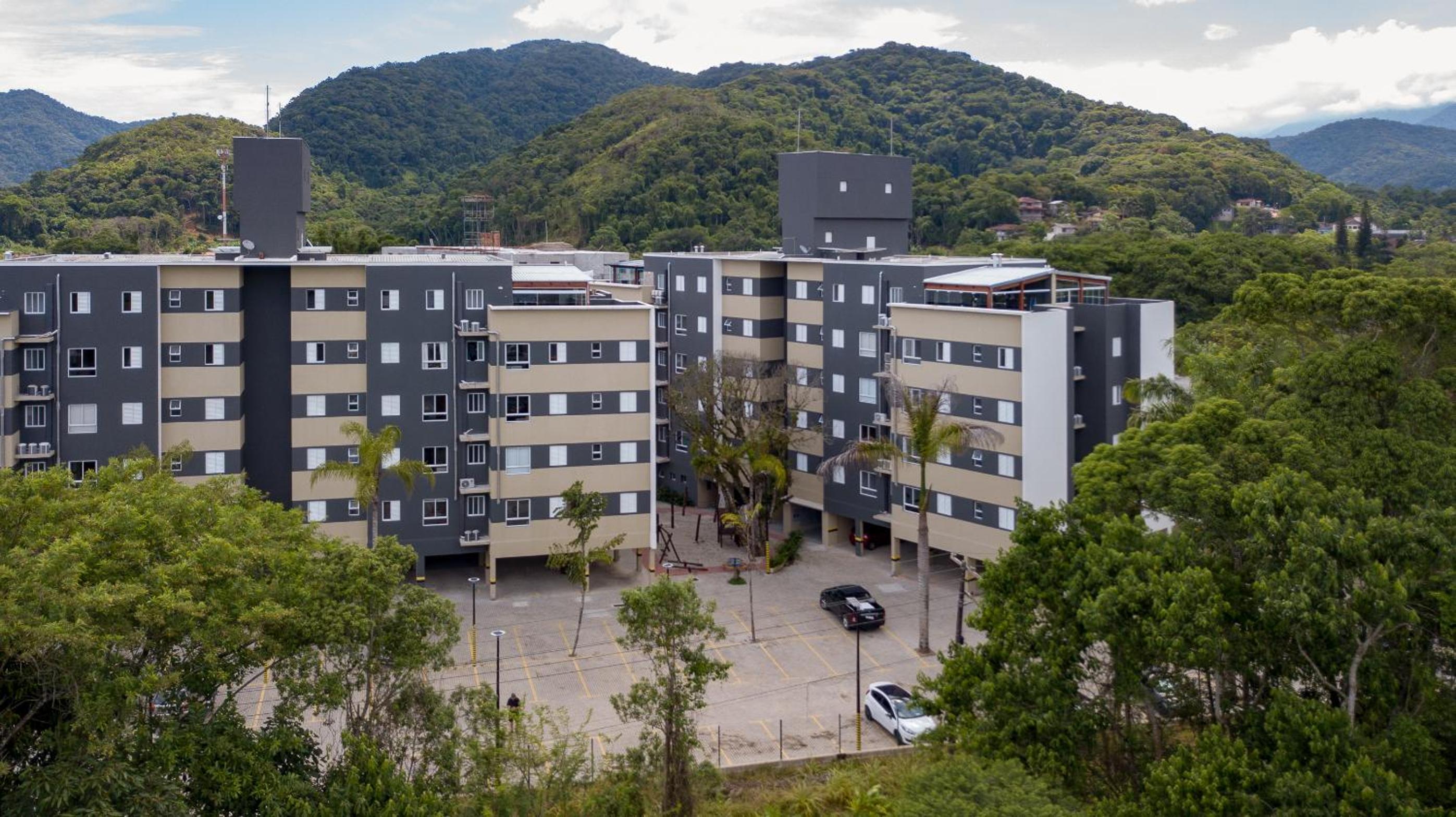 Hotel Home Resort Palmeiras II - proximo Praia Grande - Image 1