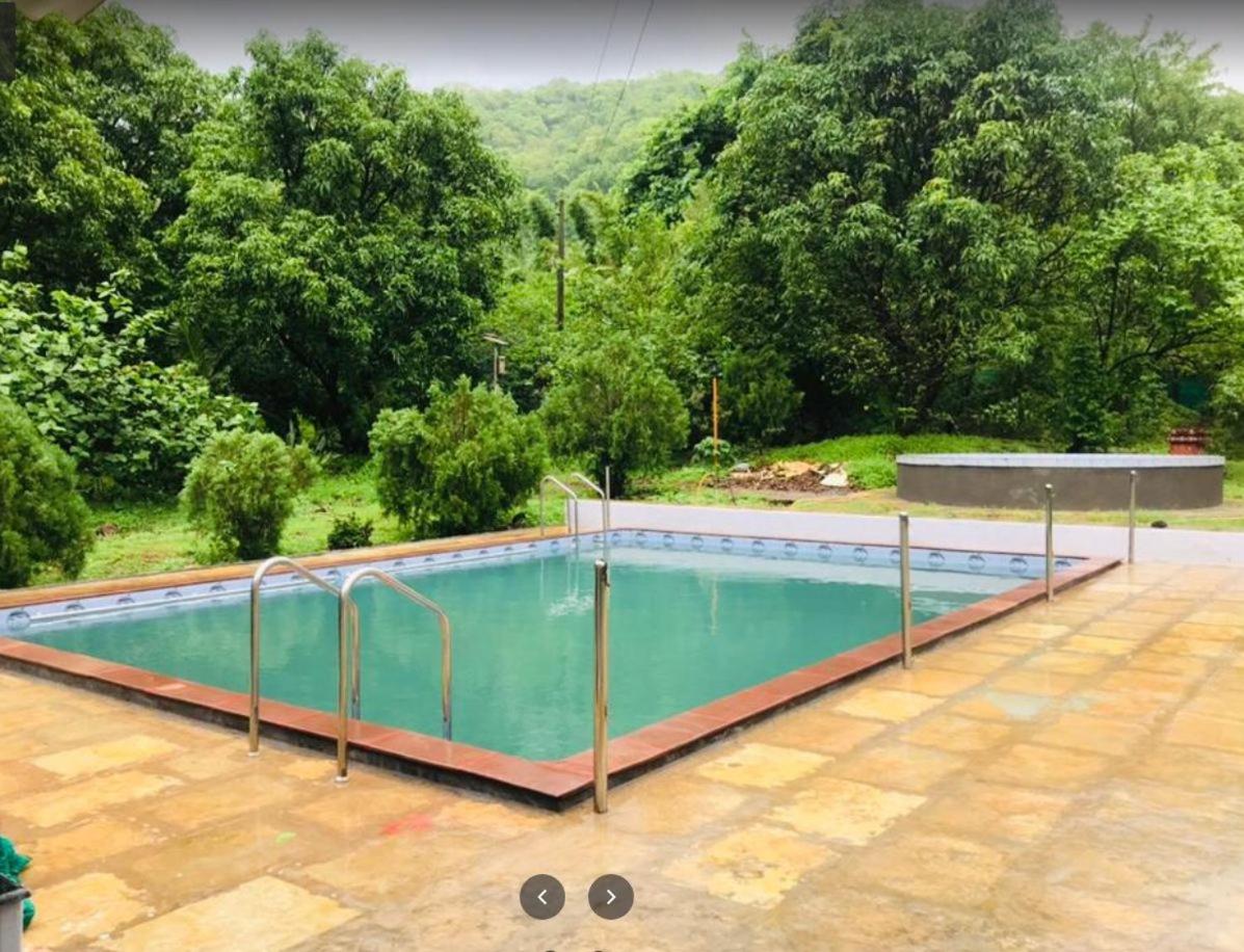 Dalvi Farm 4BHK view 2