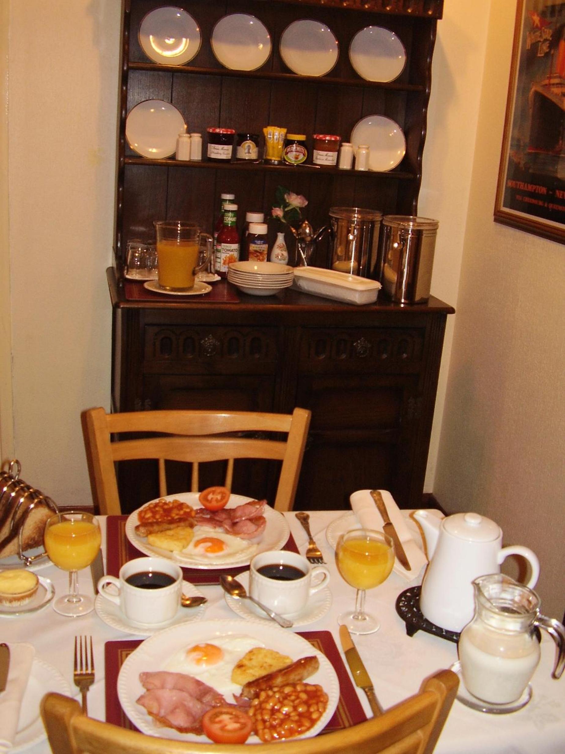 Photo 8