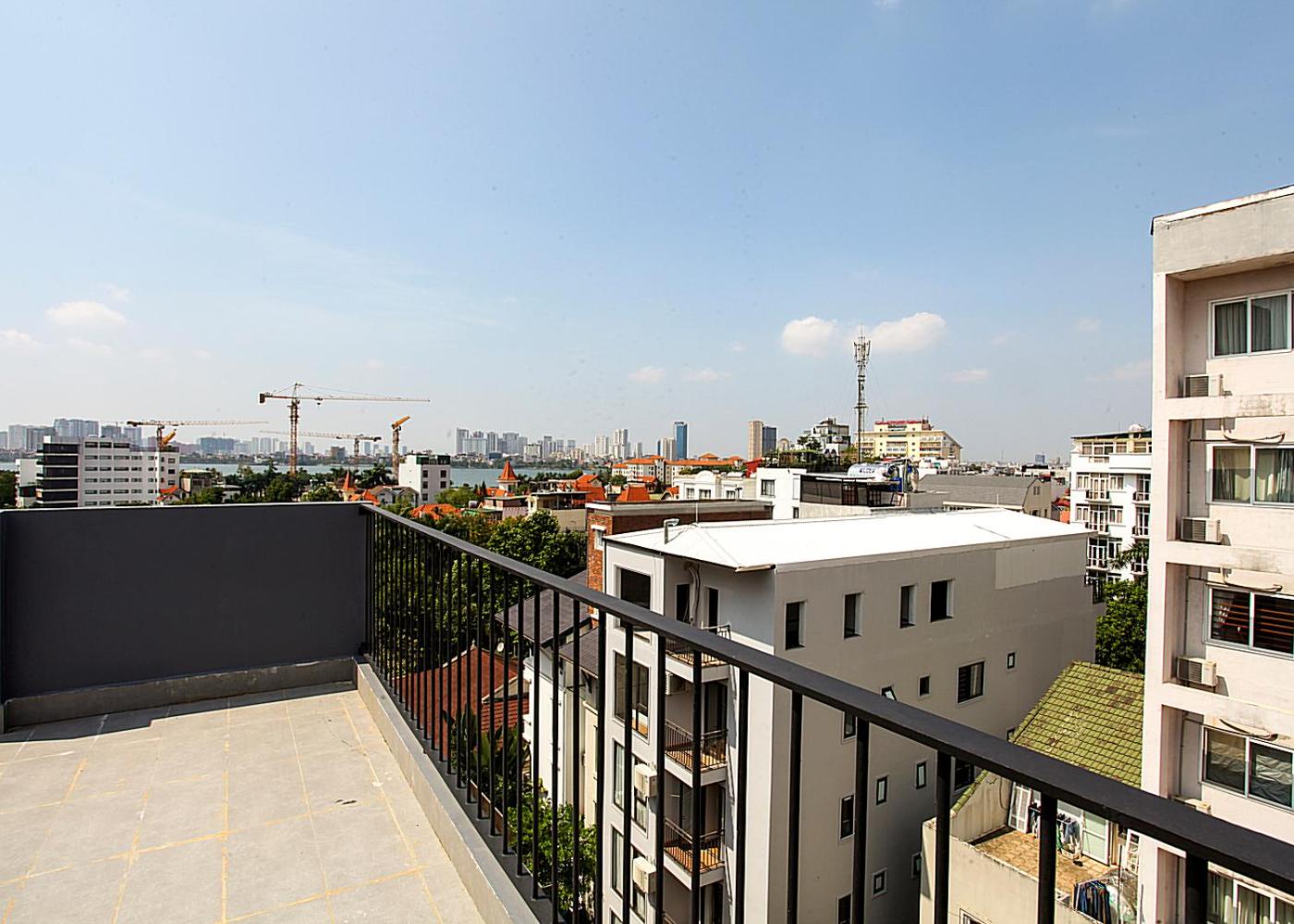 Hanoi Home 3 - Luxury Apartment in Tay Ho street