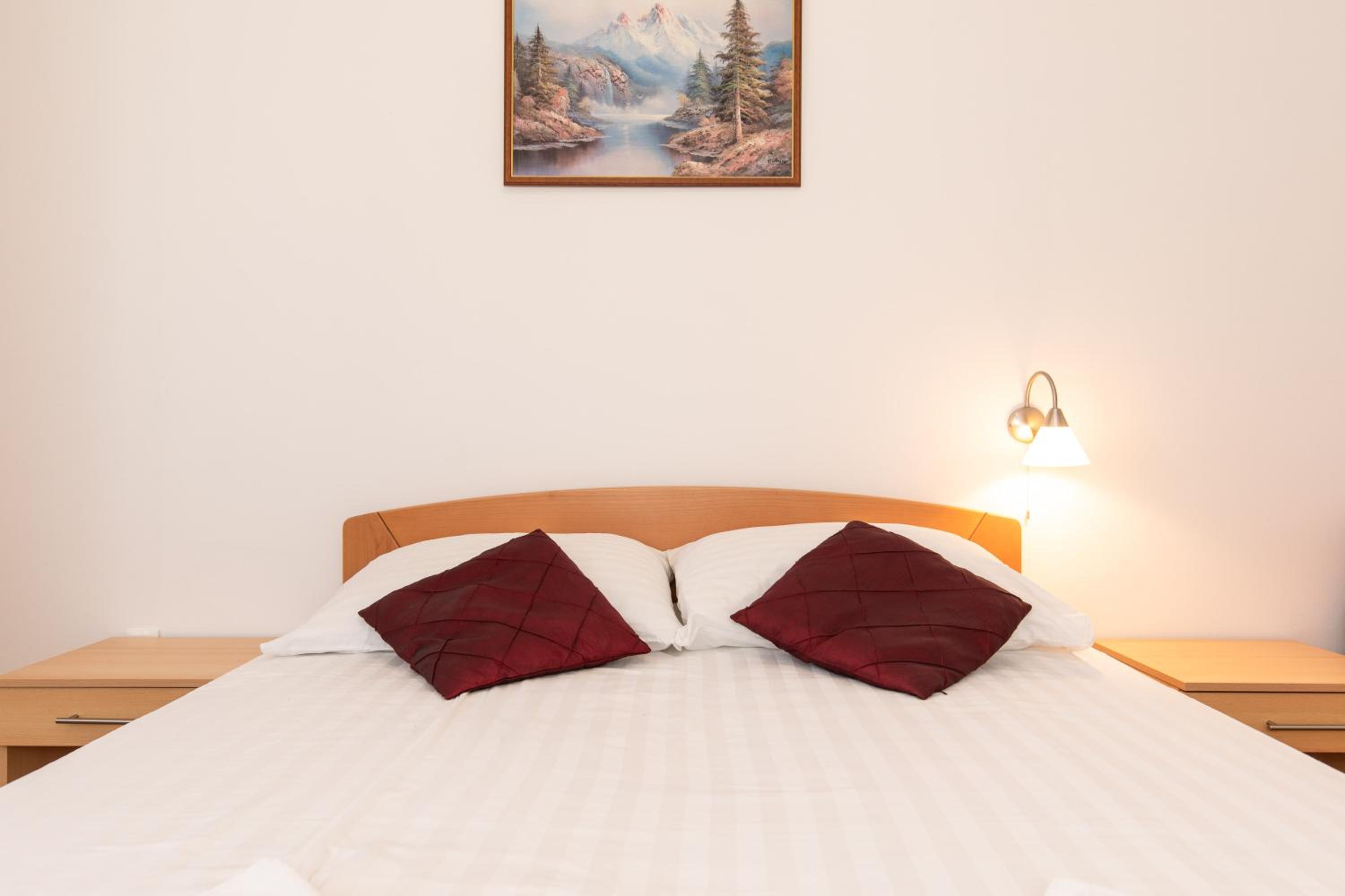 Photo 65