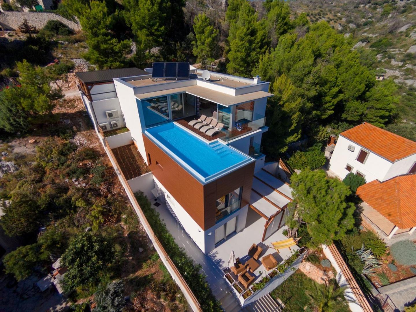 Luxury seafront villa Blue Star of Brač with pool view 5