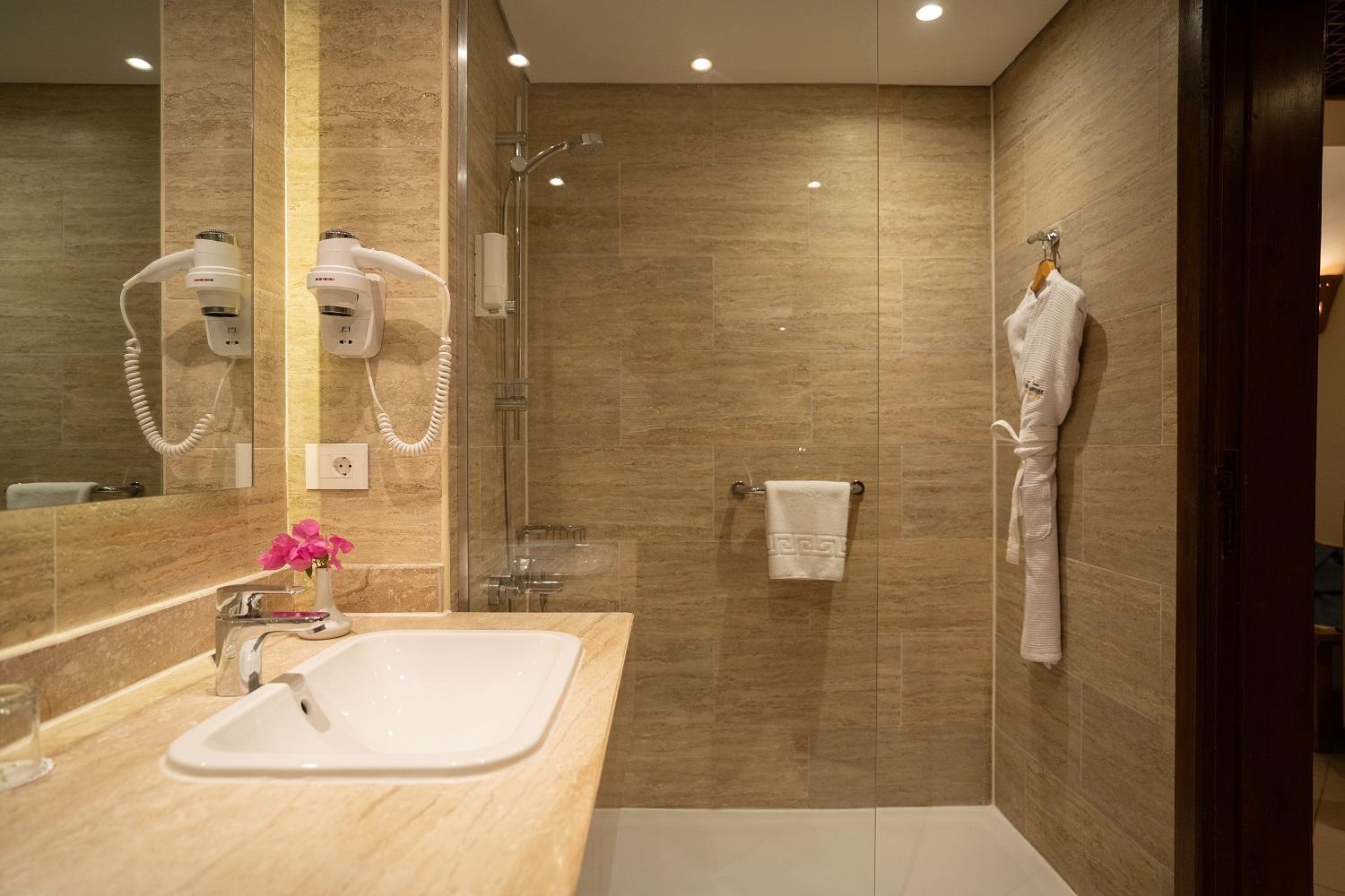 Fort Arabesque Resort, Spa & Villas