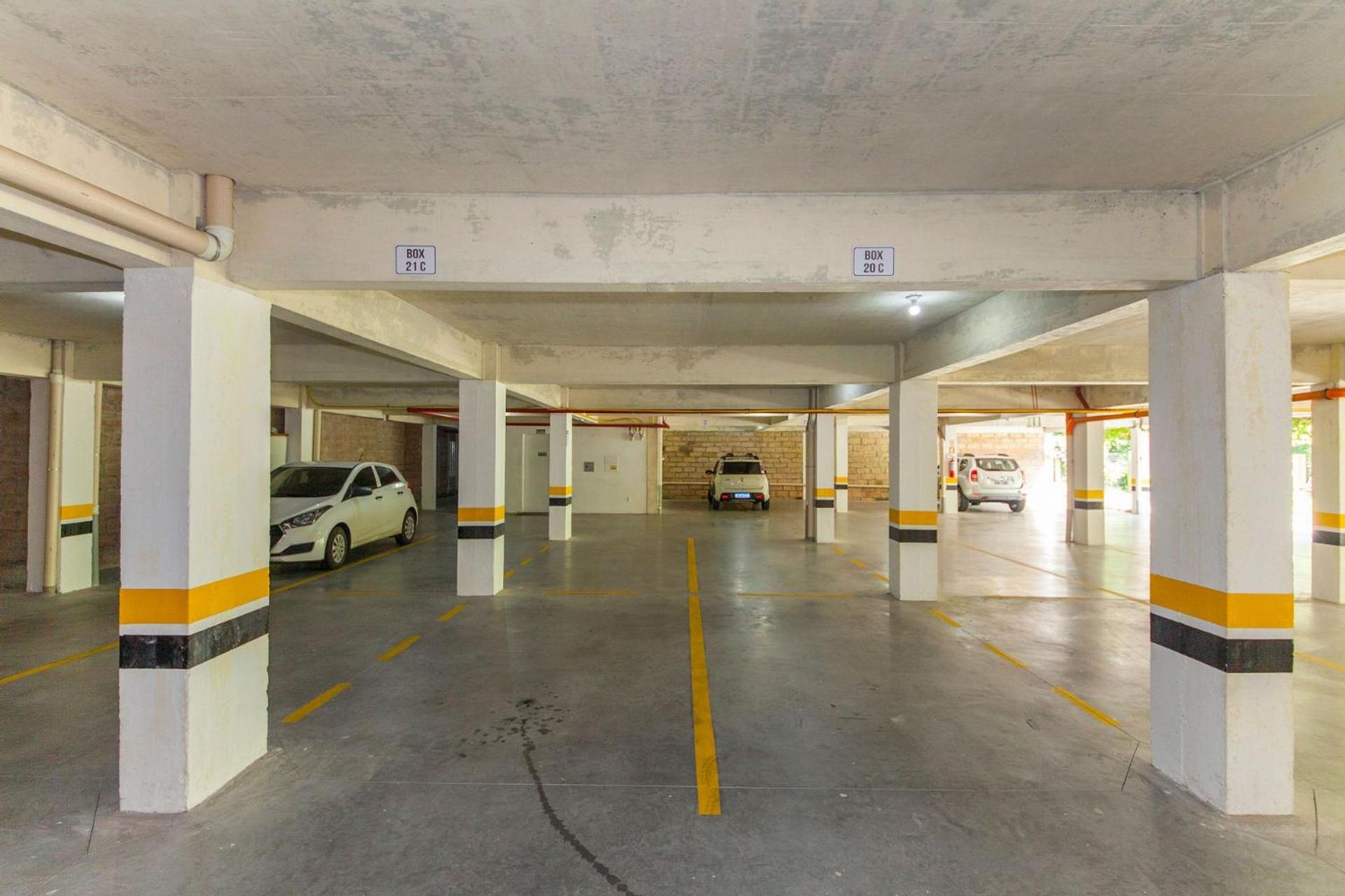 500 metros, Rua Coberta Centro -Parque da Vinícola