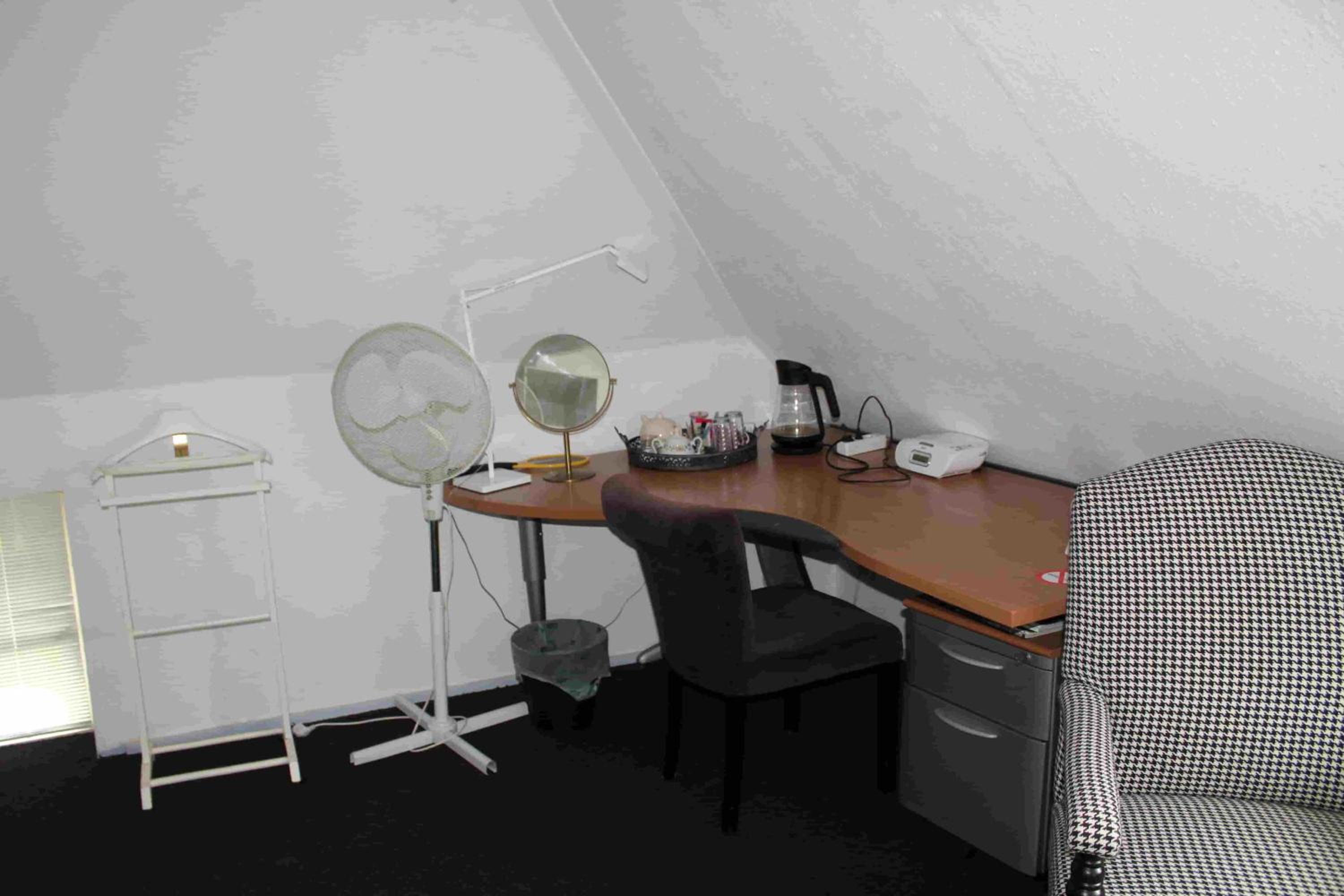 Photo 13