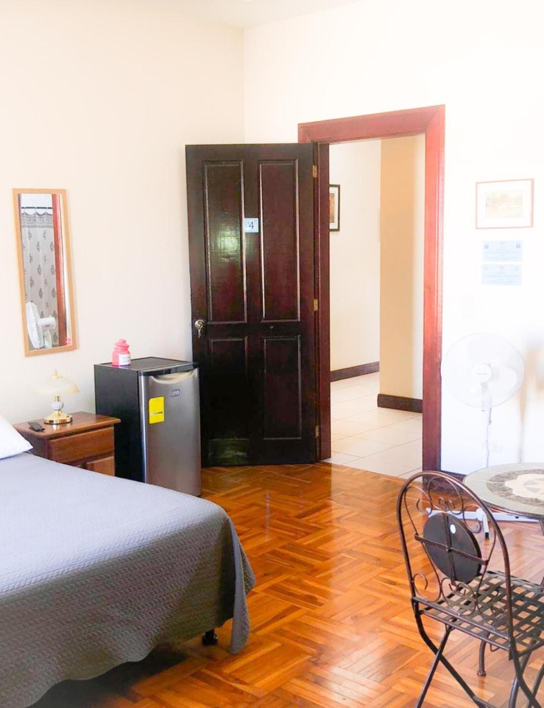 Esters Place - Property Image 4