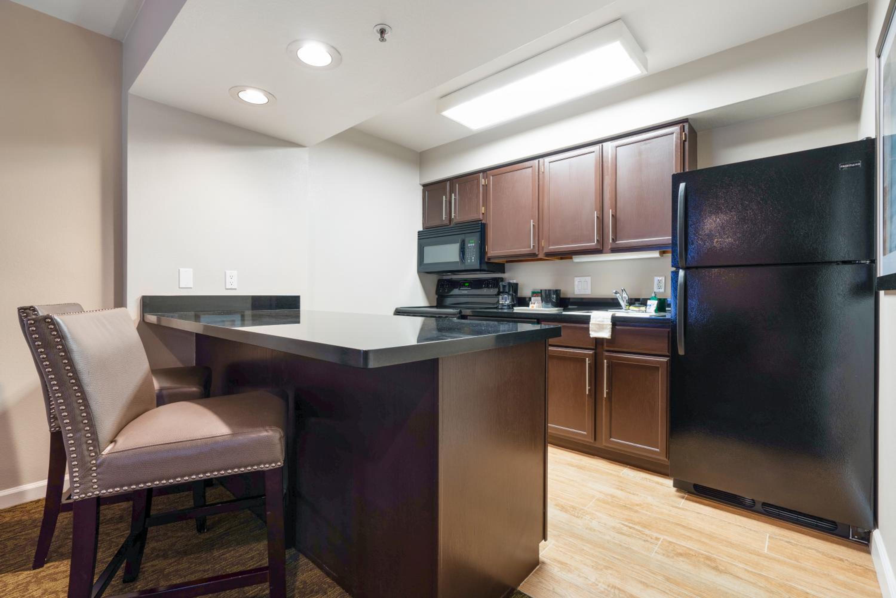 Chase Suites Brea-Fullerton - North Orange County - Property Image 42