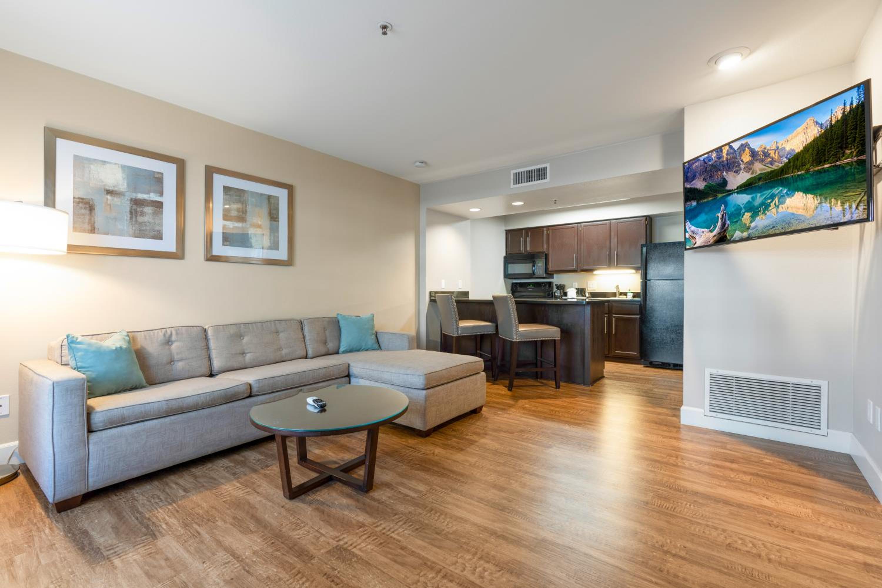 Chase Suites Brea-Fullerton - North Orange County - Property Image 43