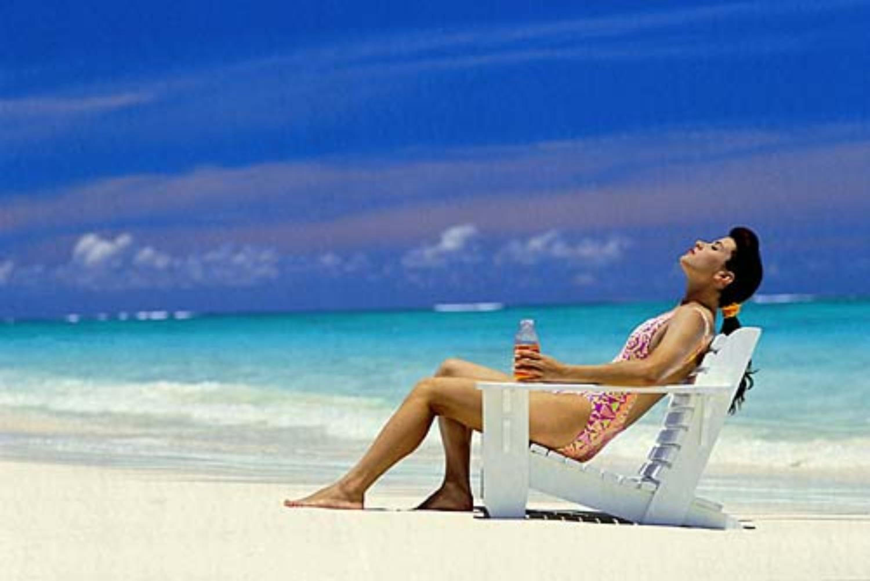 Casa Paradiso - A Sun Drenched Escape with Poolside Cabana Charm