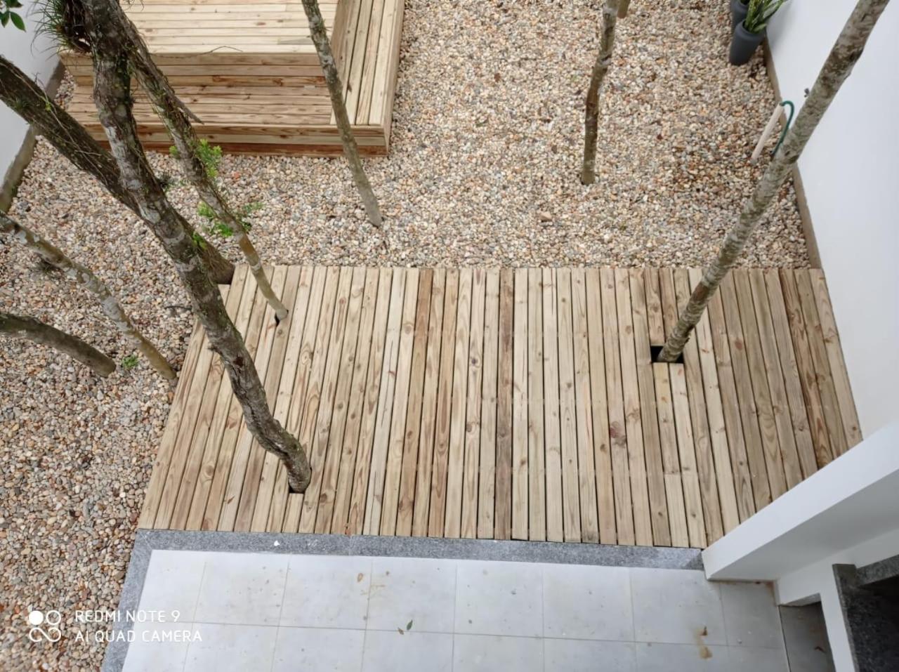 Casa com dois pavimentos nova, em Mariscal