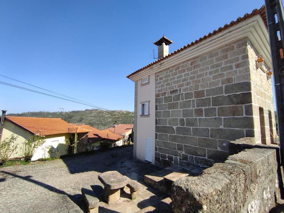 Casa do Canastro view 2