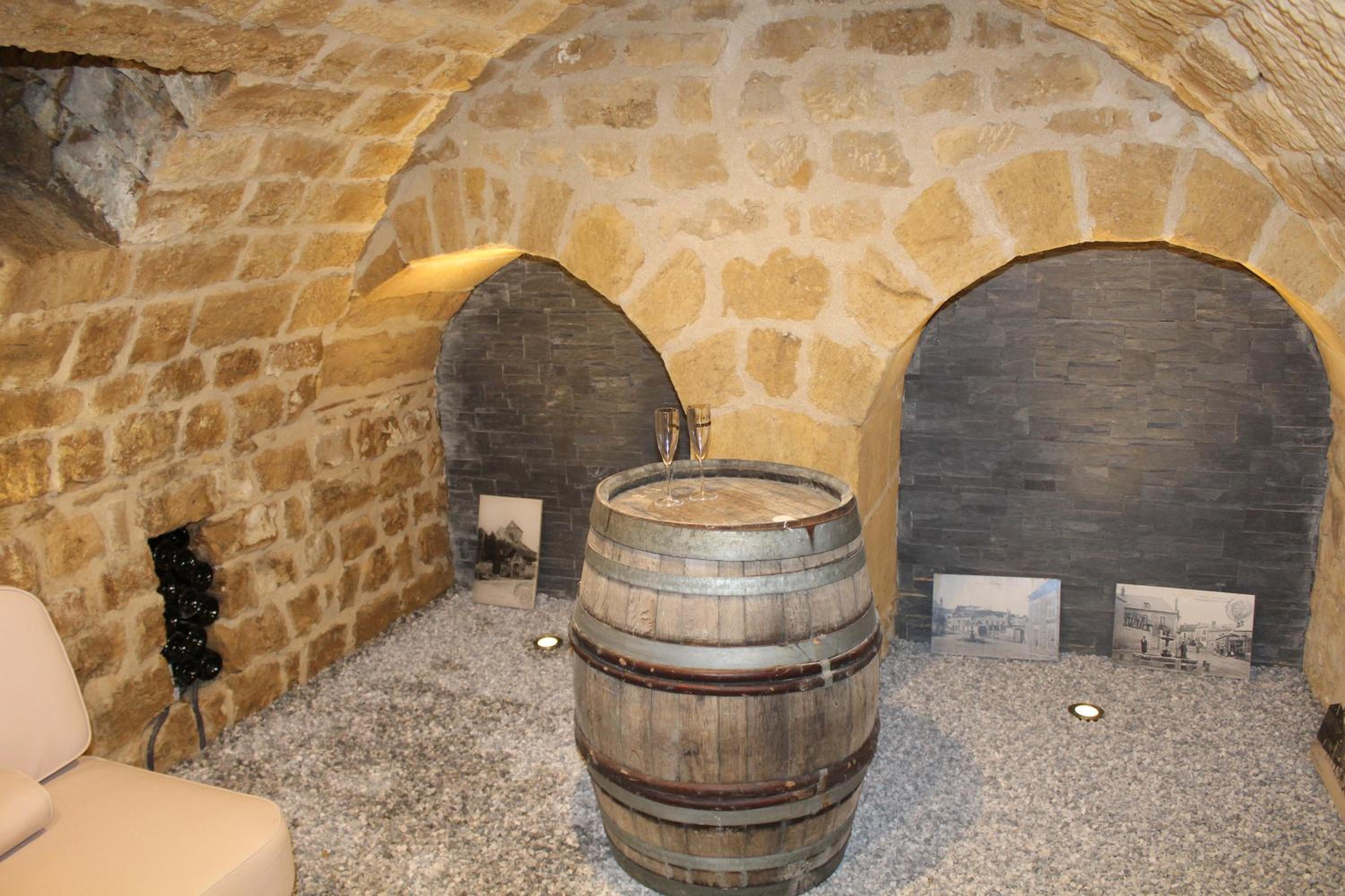 Le Clos Des Coteaux view 5