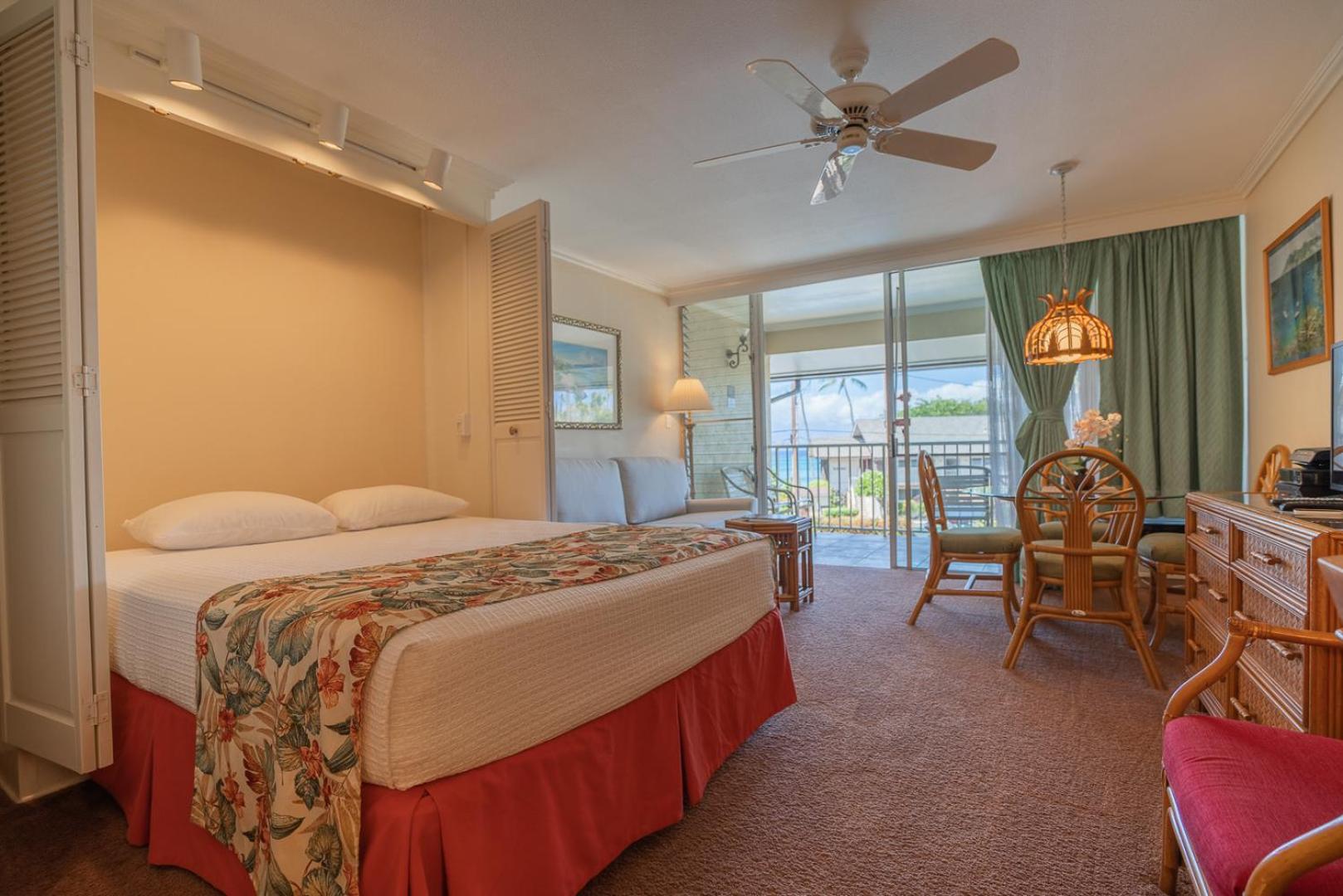 Napili Sunset Beach Front Resort