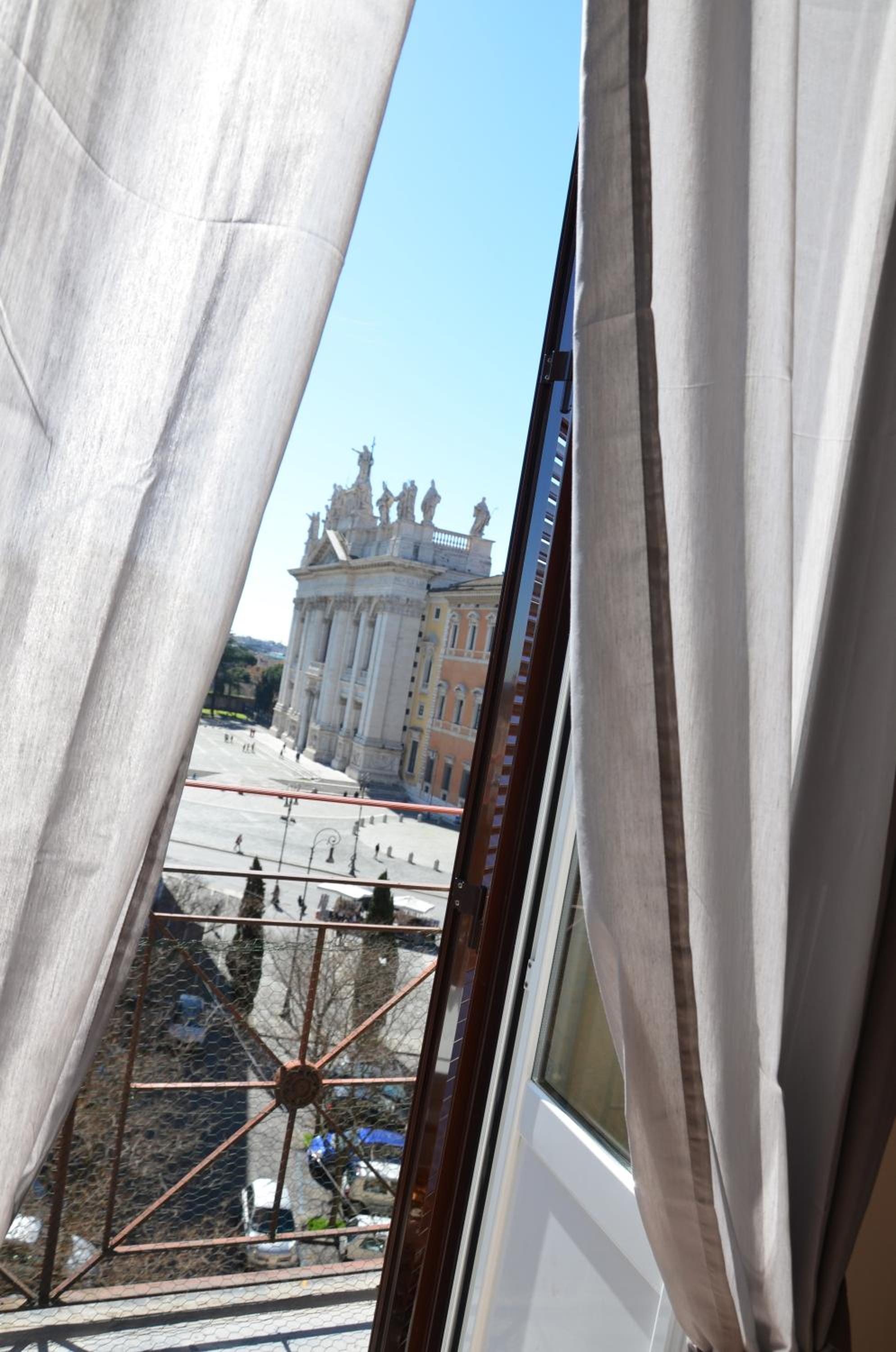 Aria Rome Rooms
