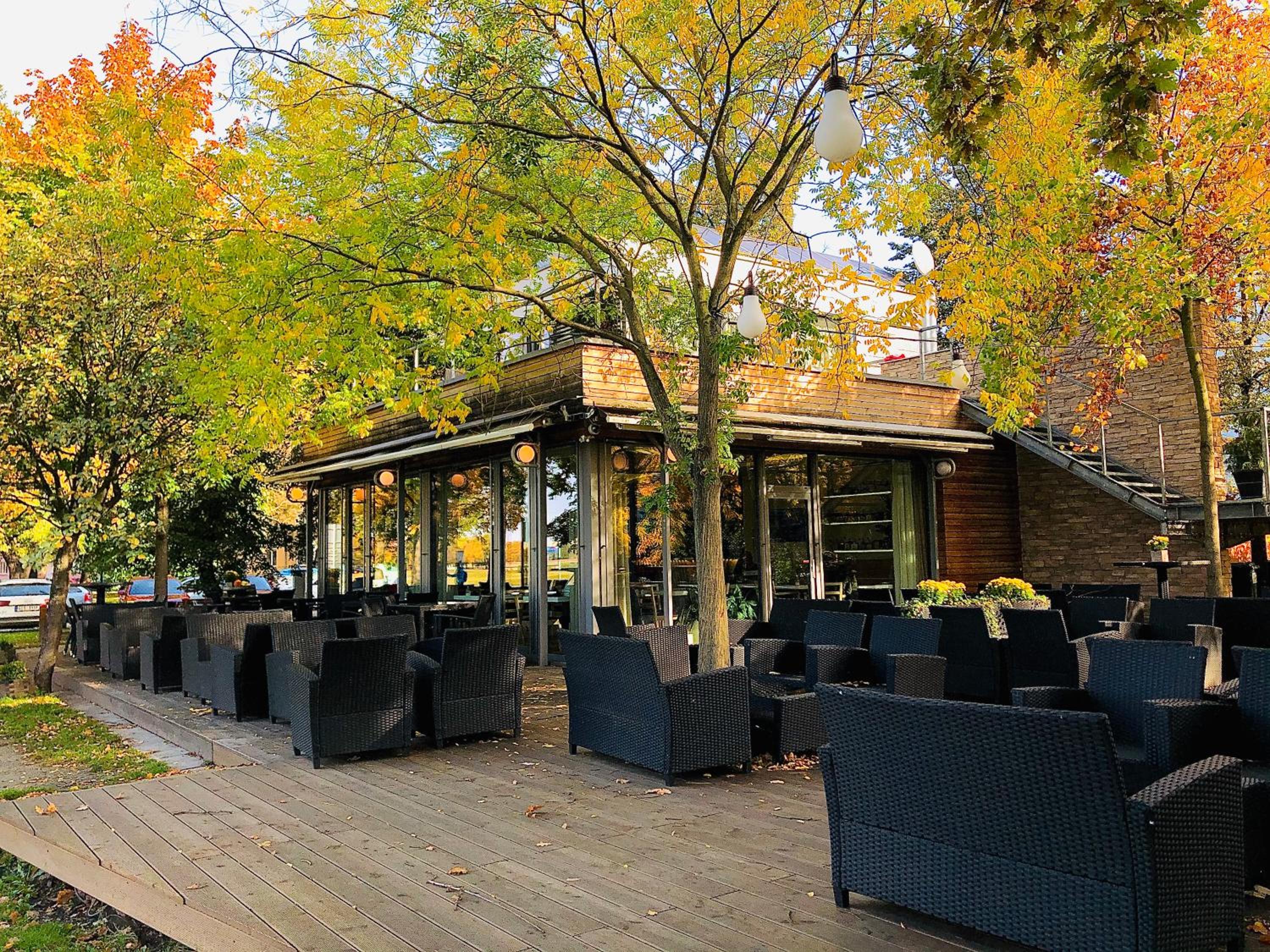 Hotel Apartmány Lanna - Image 1