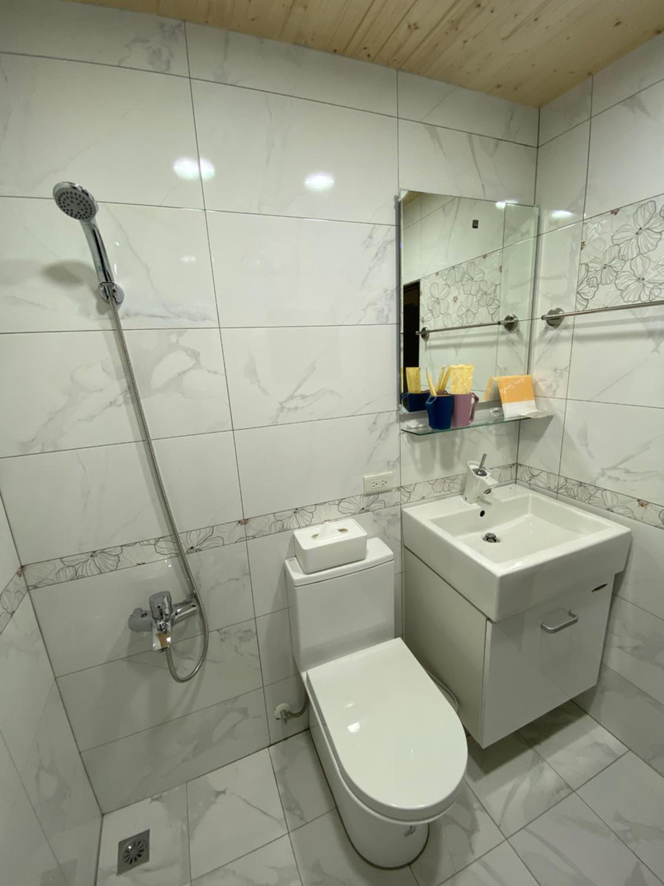 Photo 43