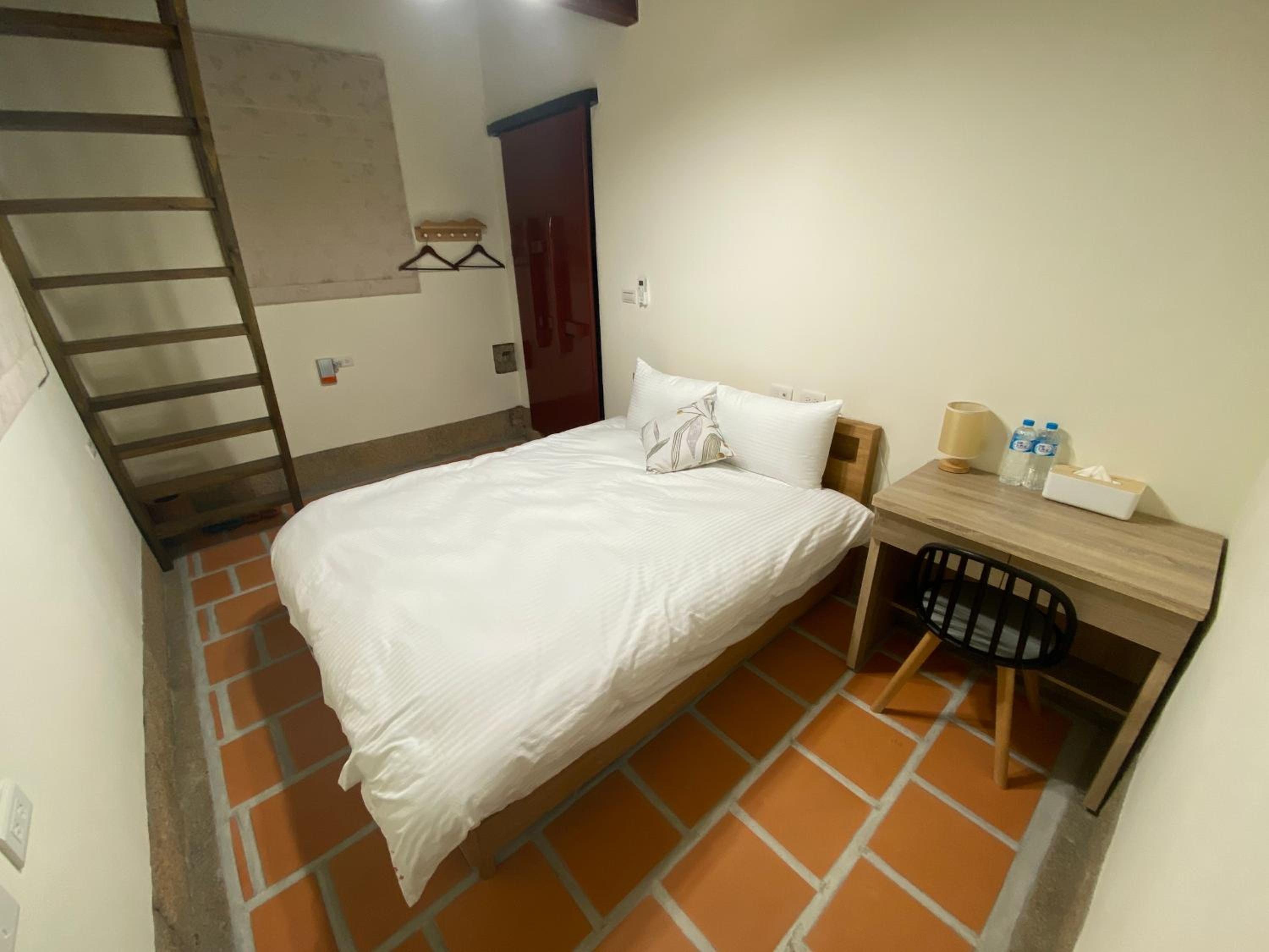 Photo 20