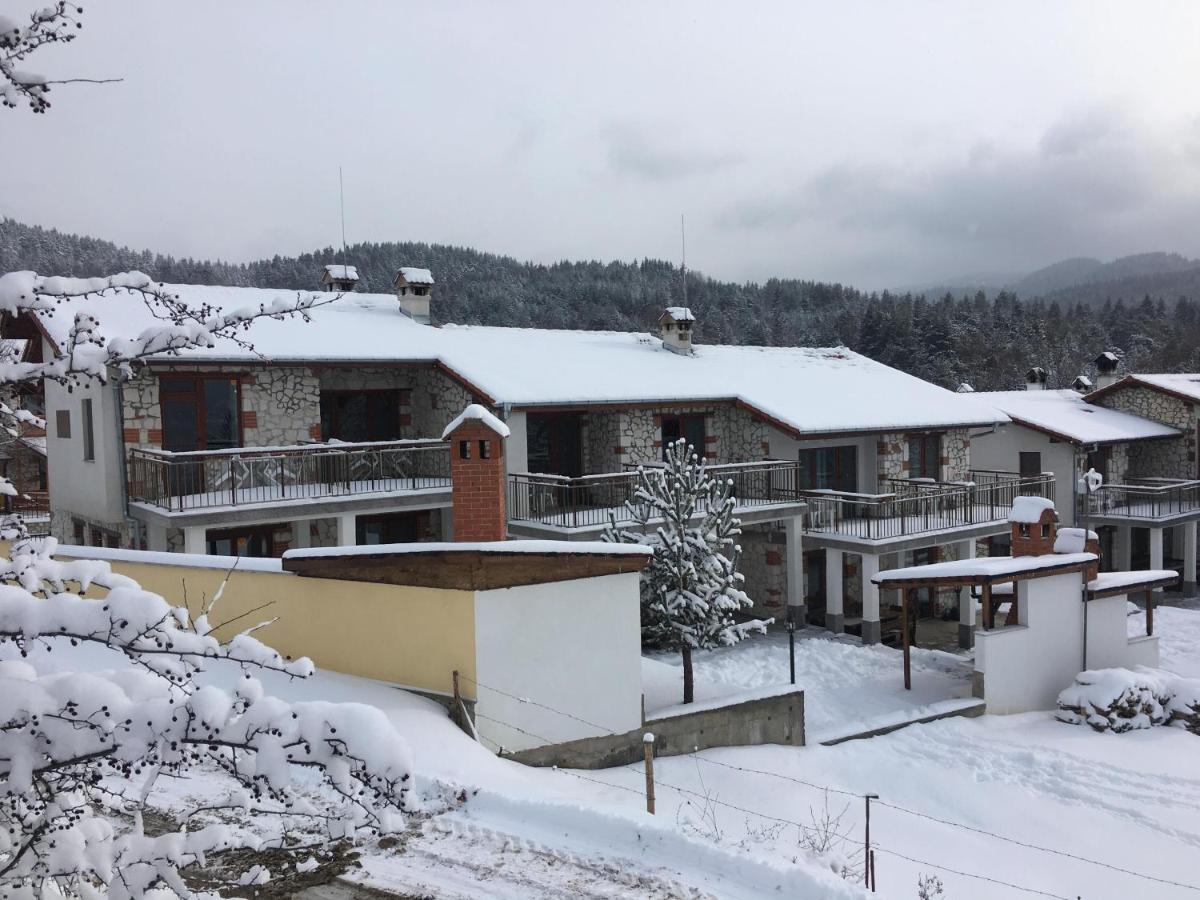 Ilievi Guest Houses