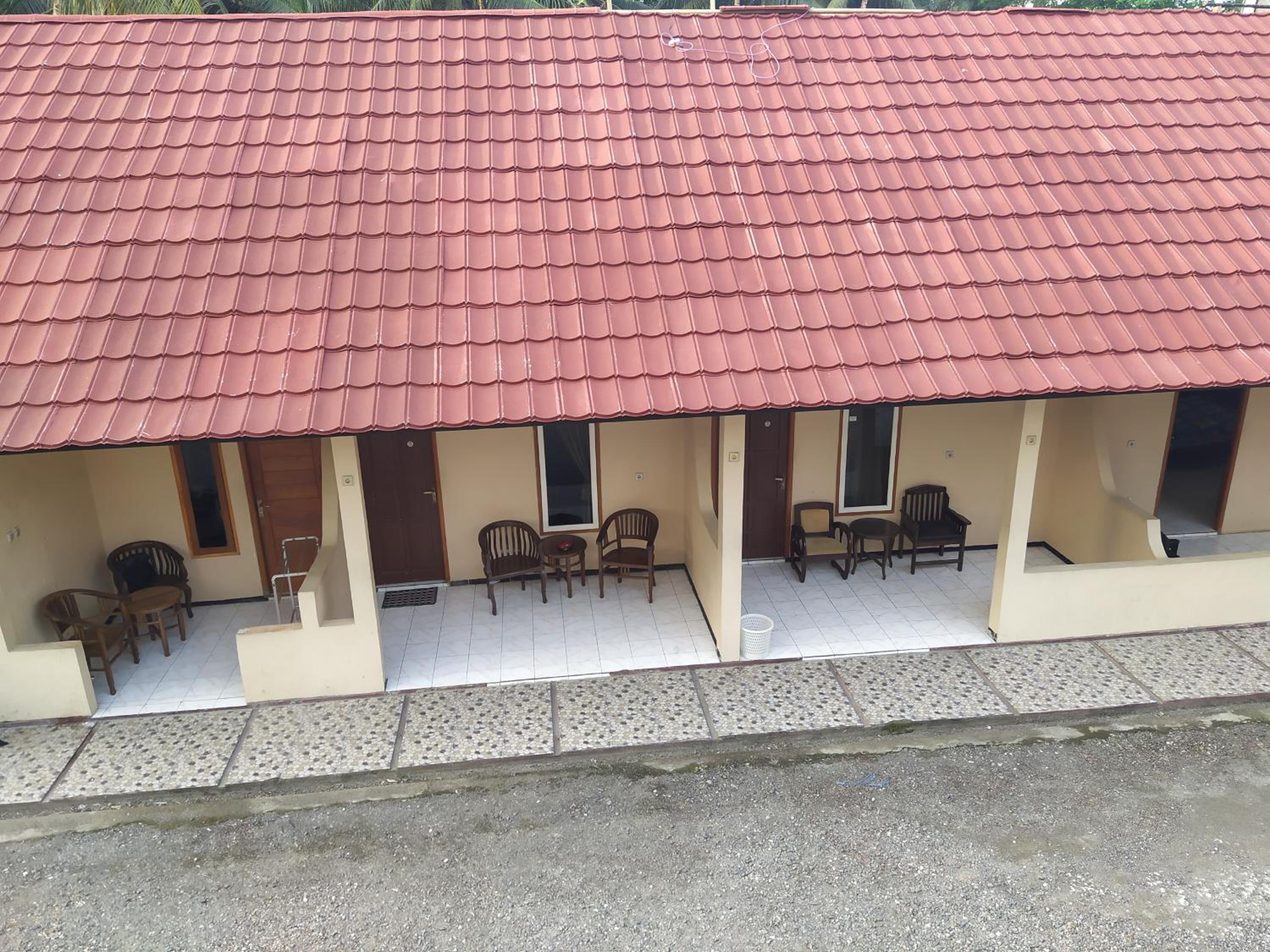 Hotel Putra Sindang Asih view 3
