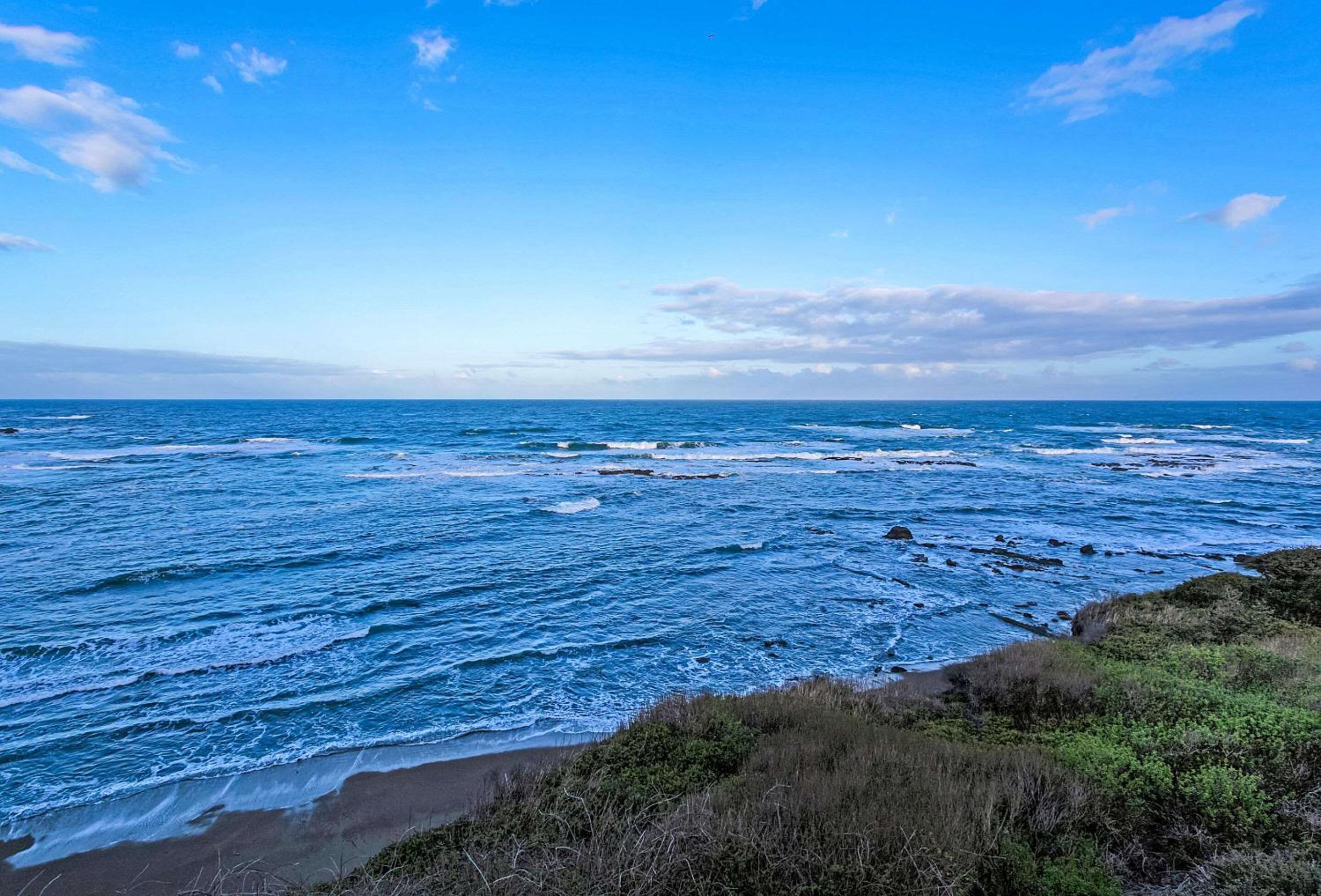 Clarion Inn Surfrider Resort