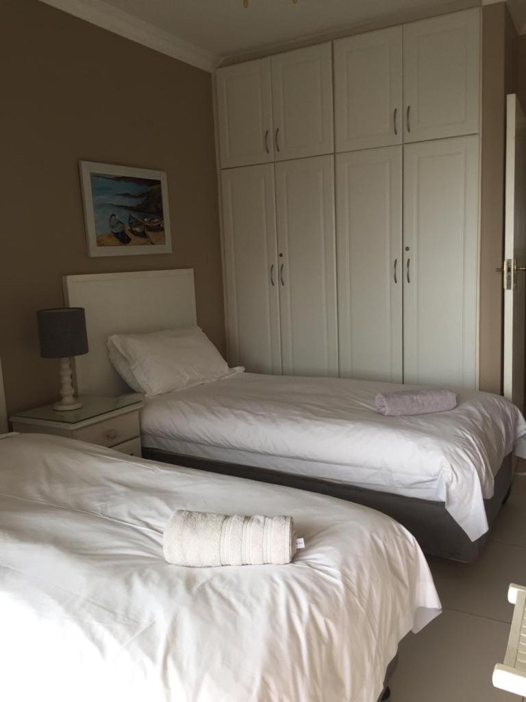 Unit 62 Sealodge Umhlanga Beach view 3