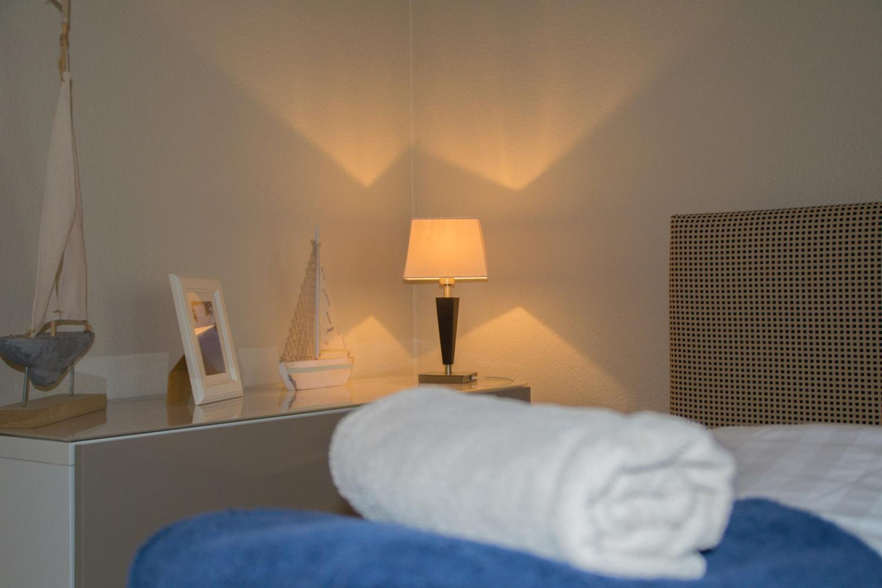 Ferienwohnung mit Balkon und Seeblick