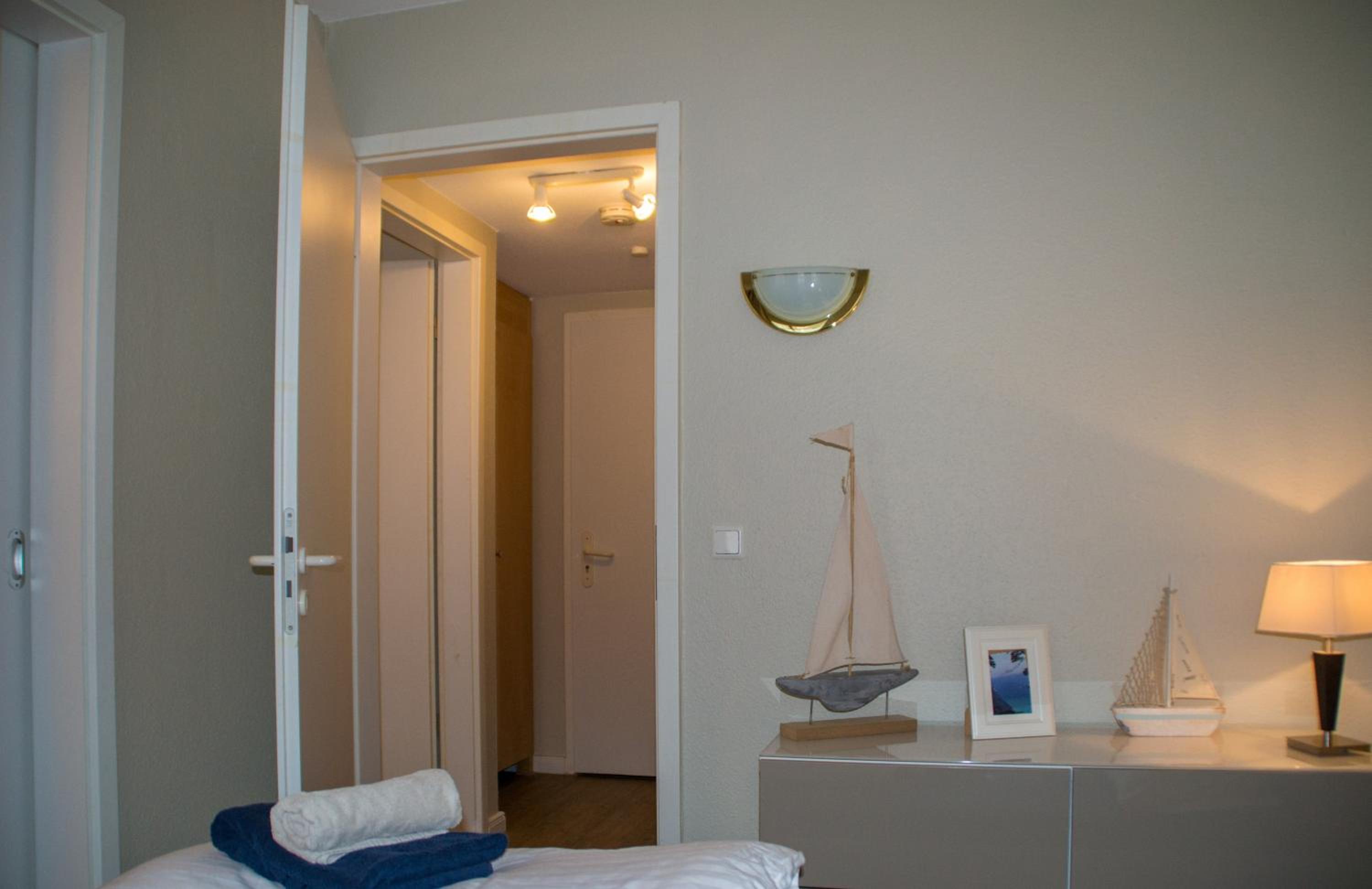 Ferienwohnung mit Balkon und Seeblick