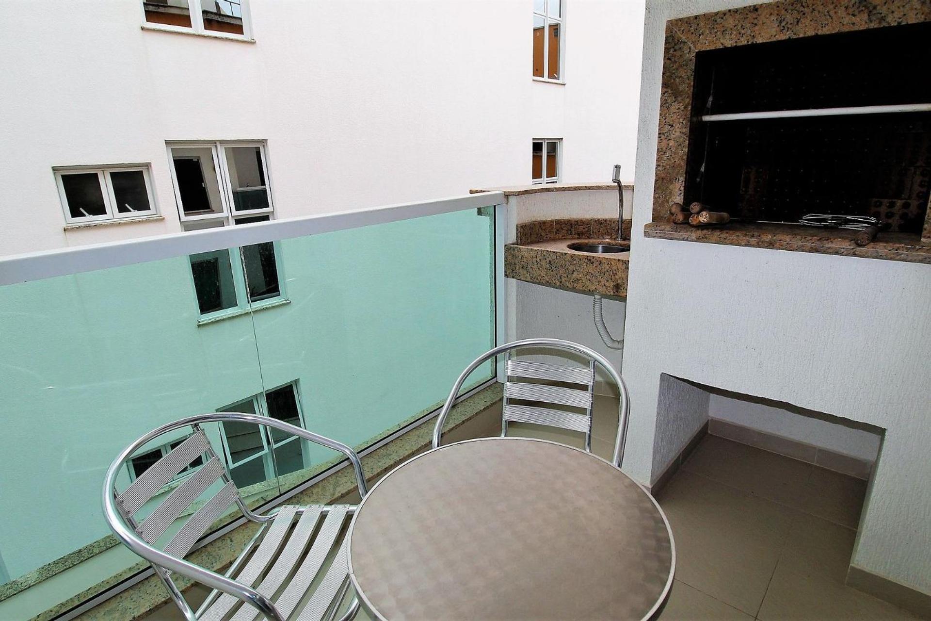 1053 - Praia de Bombinhas locação de temporada - Residencial Egídio Pinheiro Apto 302 B