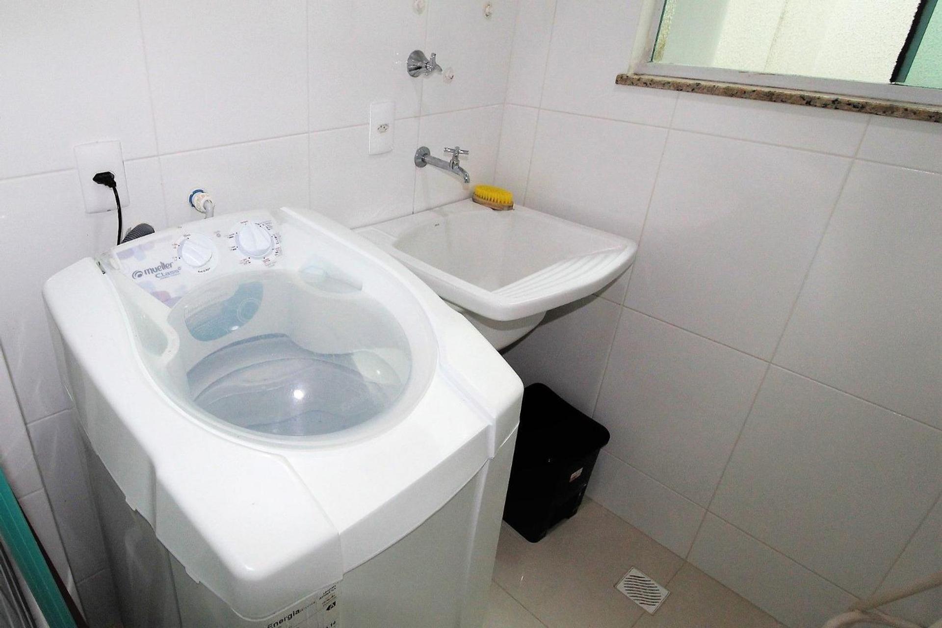 1053 - Praia de Bombinhas locação de temporada - Residencial Egídio Pinheiro Apto 302 B
