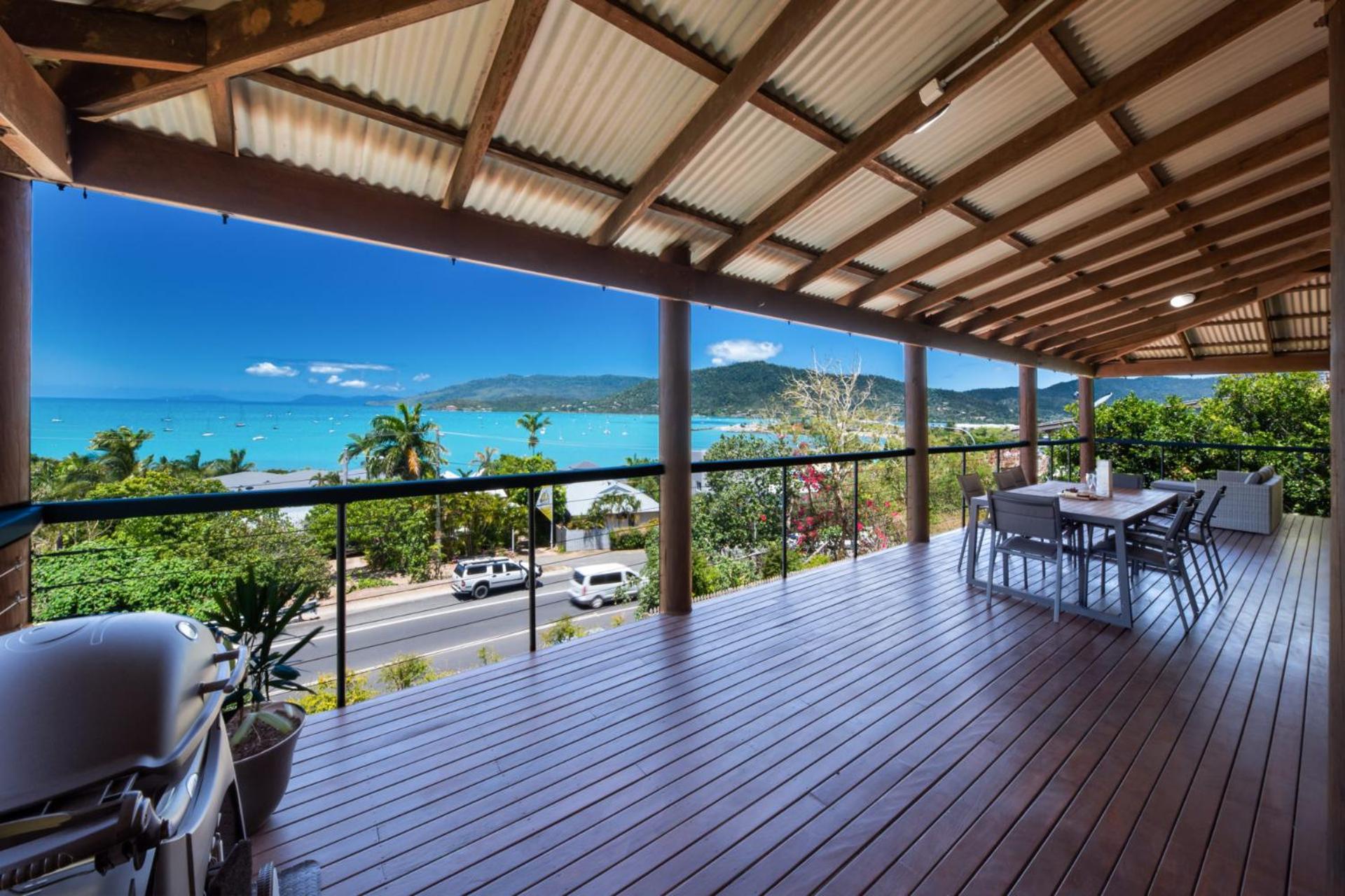 49 On Airlie - Airlie Beach