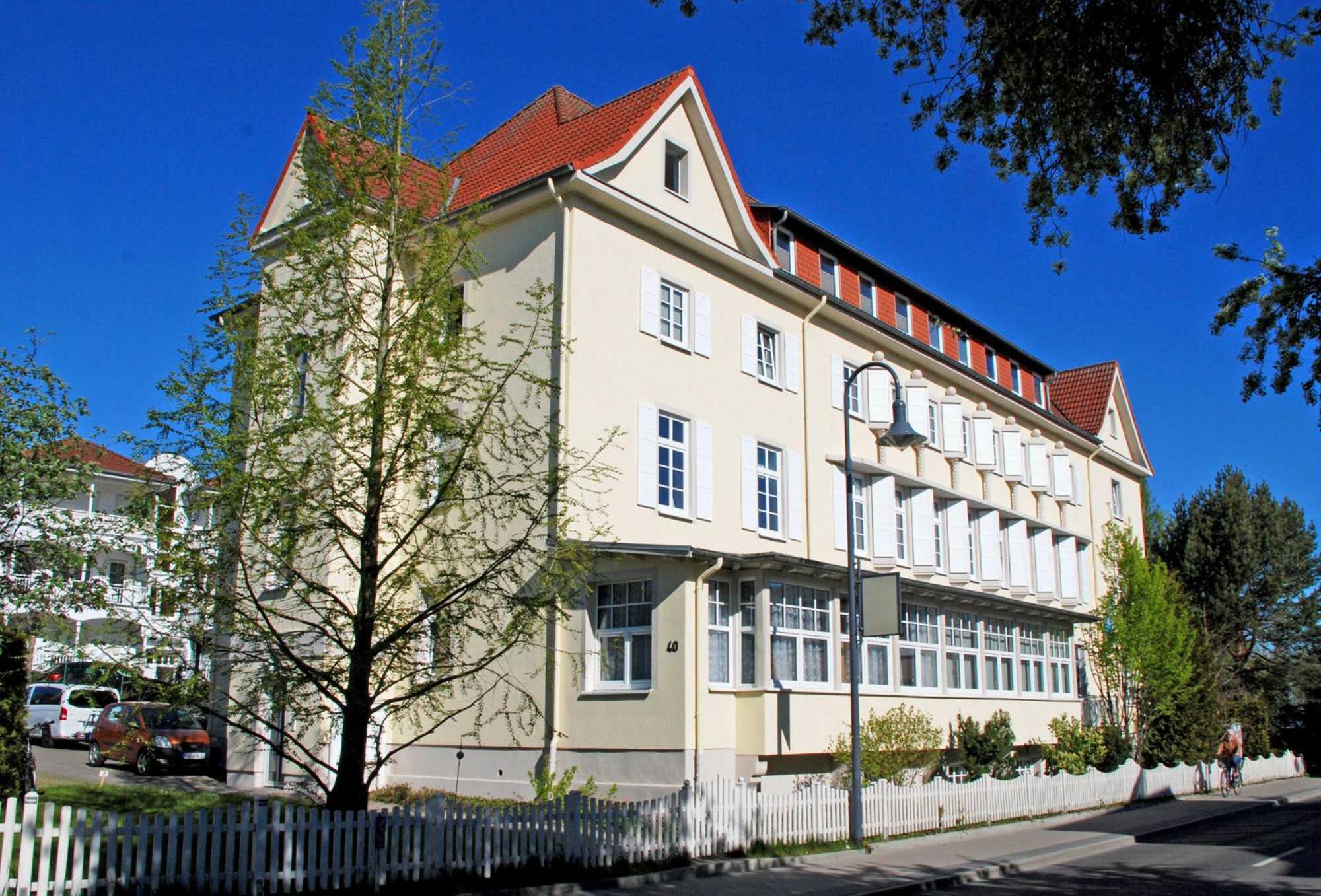 Ferienwohnung mit Balkon Charming view 2