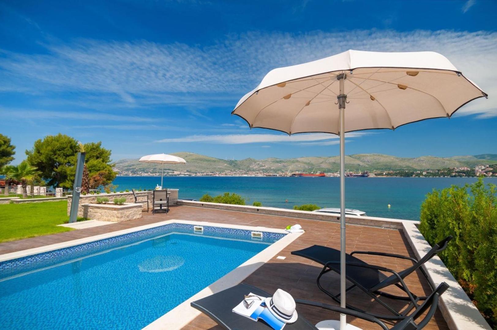 Luxury beachfront Villa Trogir 1 on Čiovo with 2 pools view 4