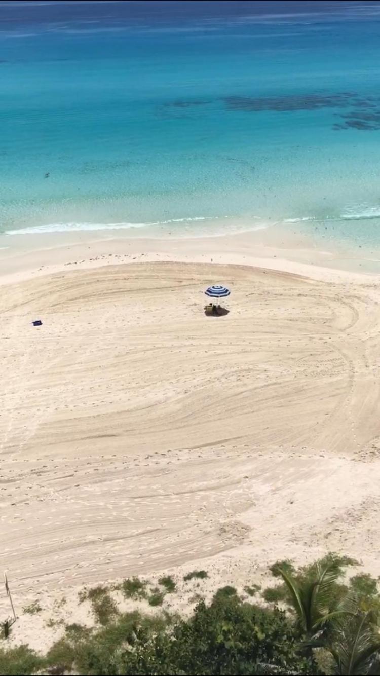 Studio oceanfront prime location