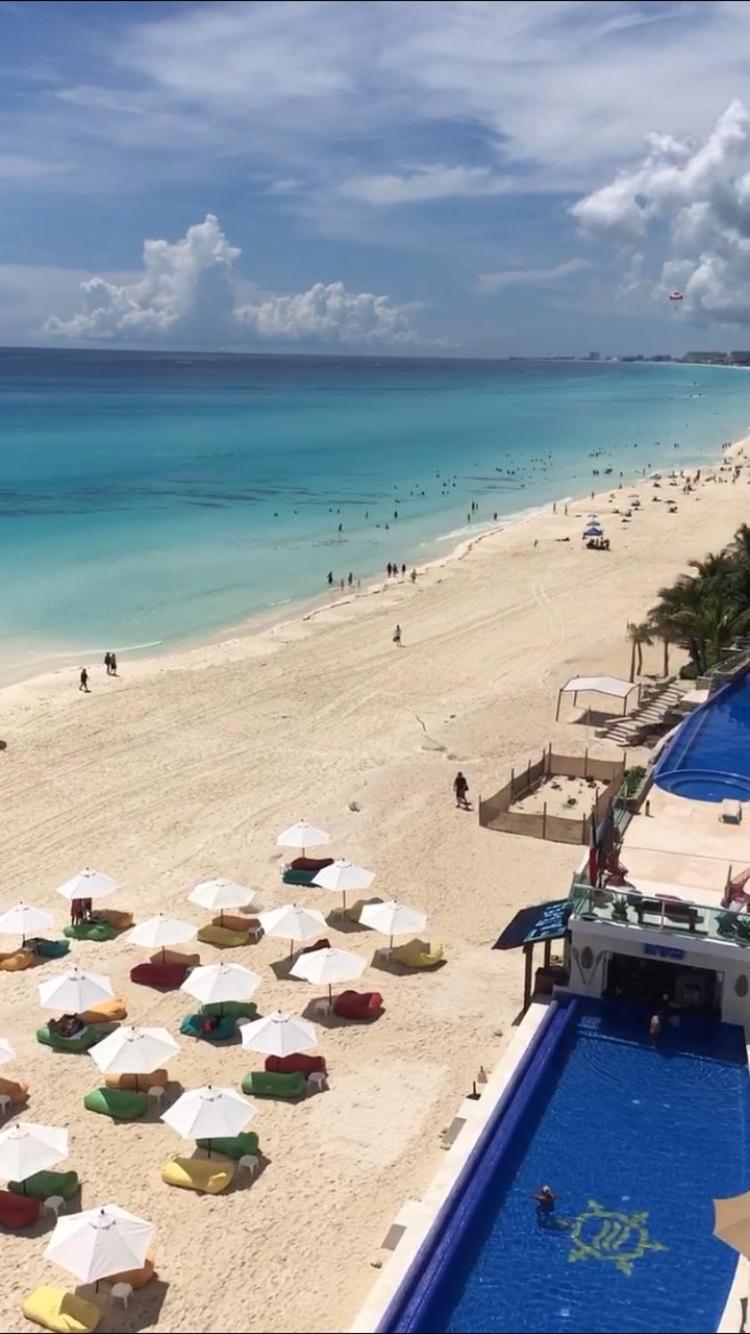 Studio oceanfront prime location