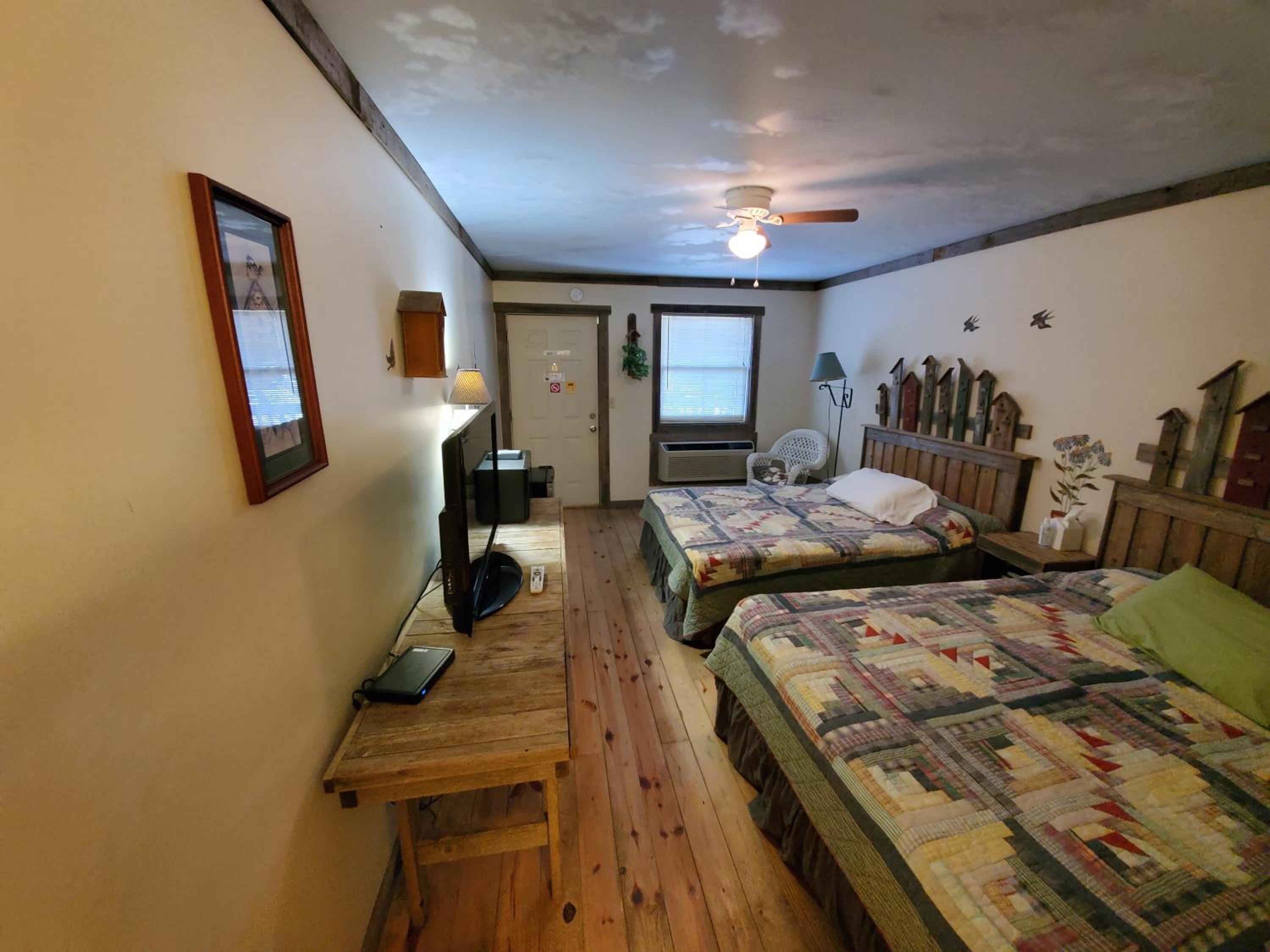 Jamesport Inn