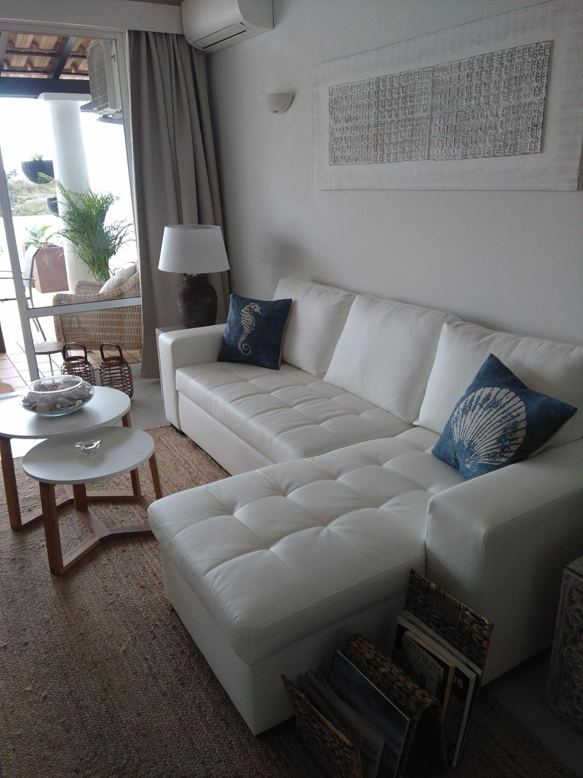 Three Palms Apartment view 5