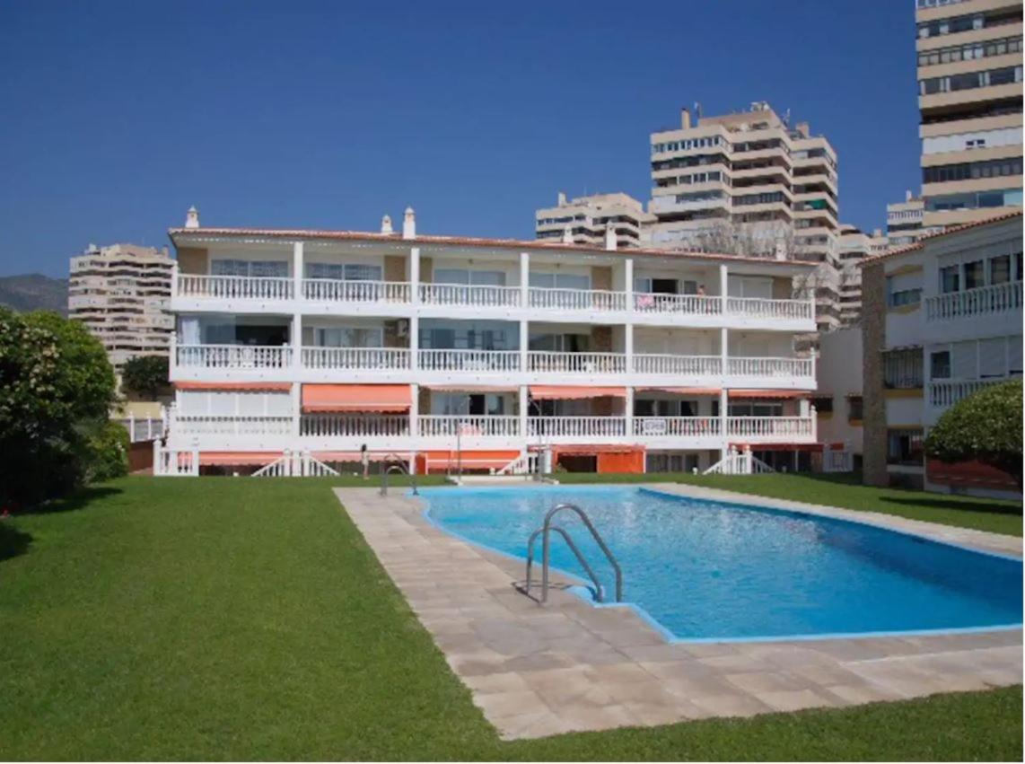 Torremolinos Playamar Primera Linea de Playa Urb. La Farola photo 3