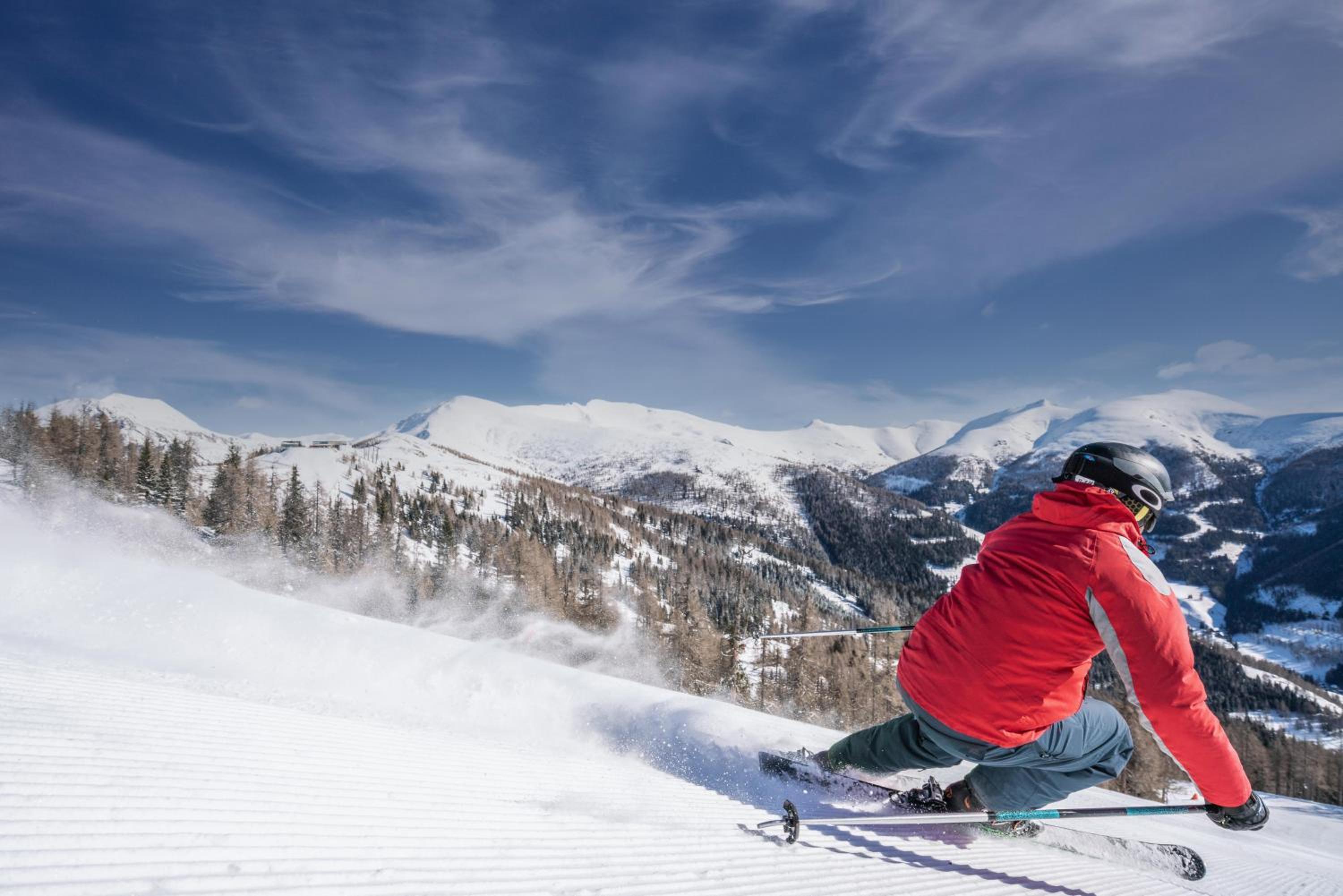 Pension & Appartements Ronacherhof -Mountain Hideaway Slopeside