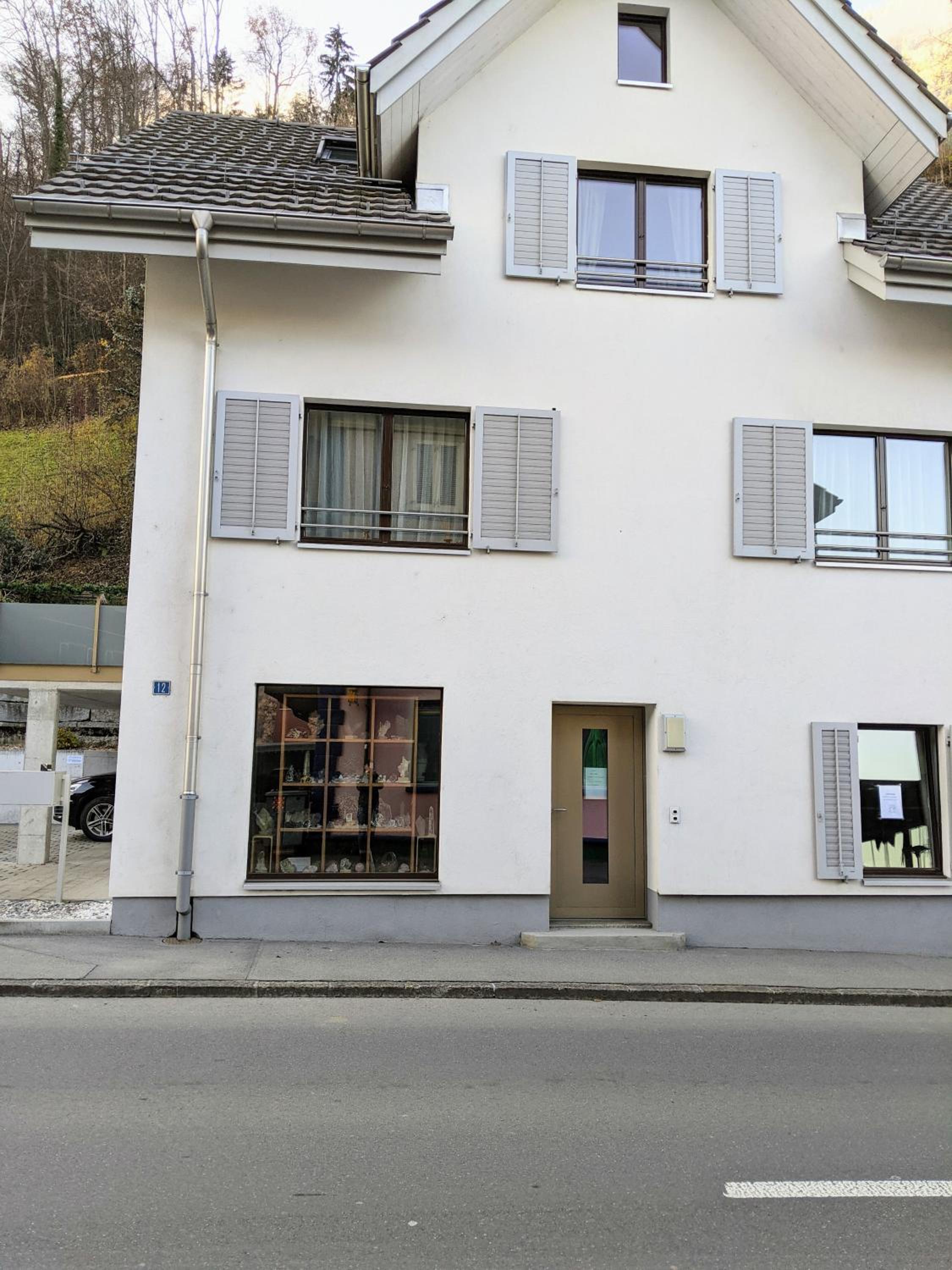 Hotel Budget rooms Pilatus - Alpnachstad - Image 1