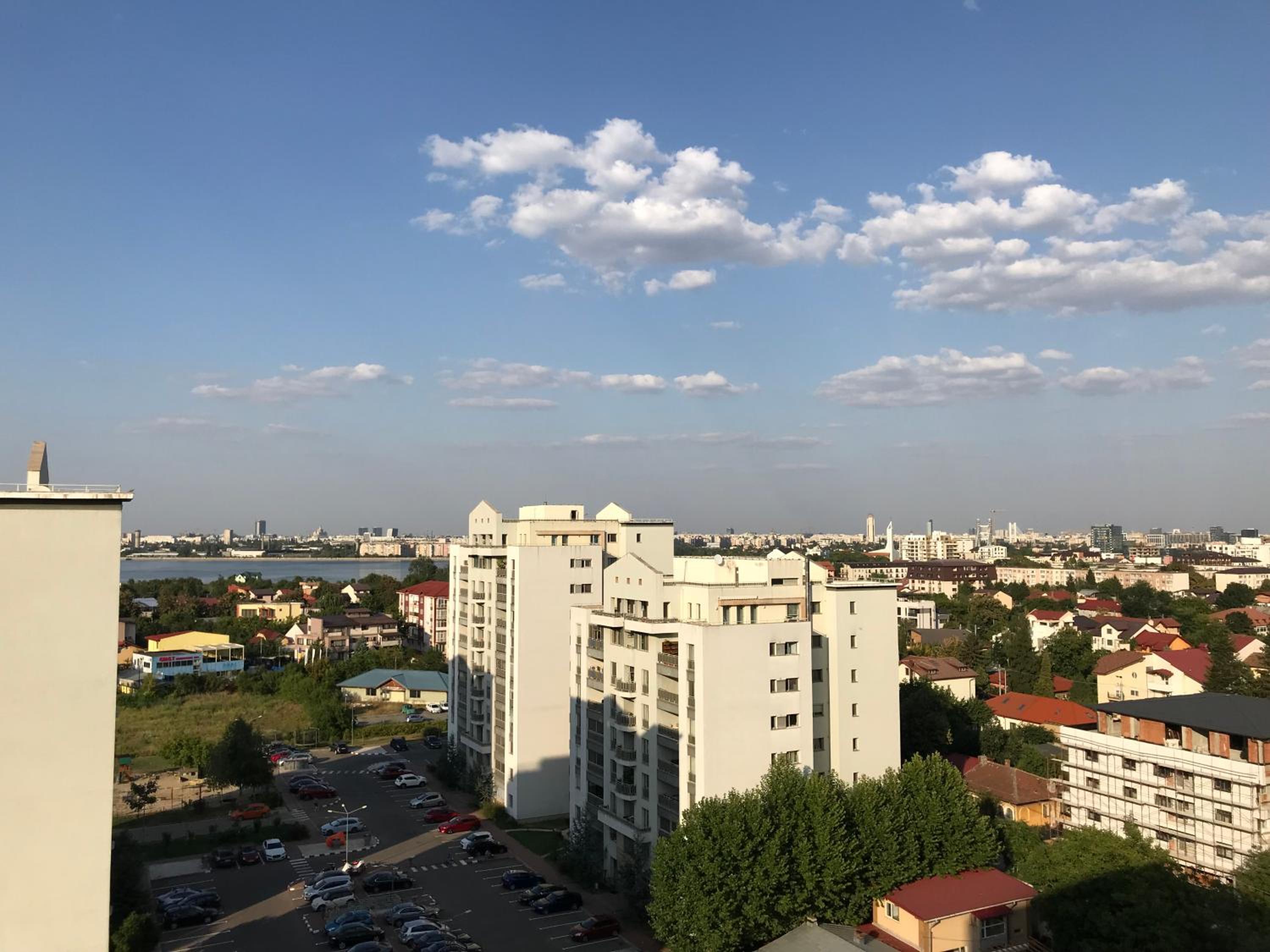 Stylish Westpark 2 Residence Lake View W8 view 3