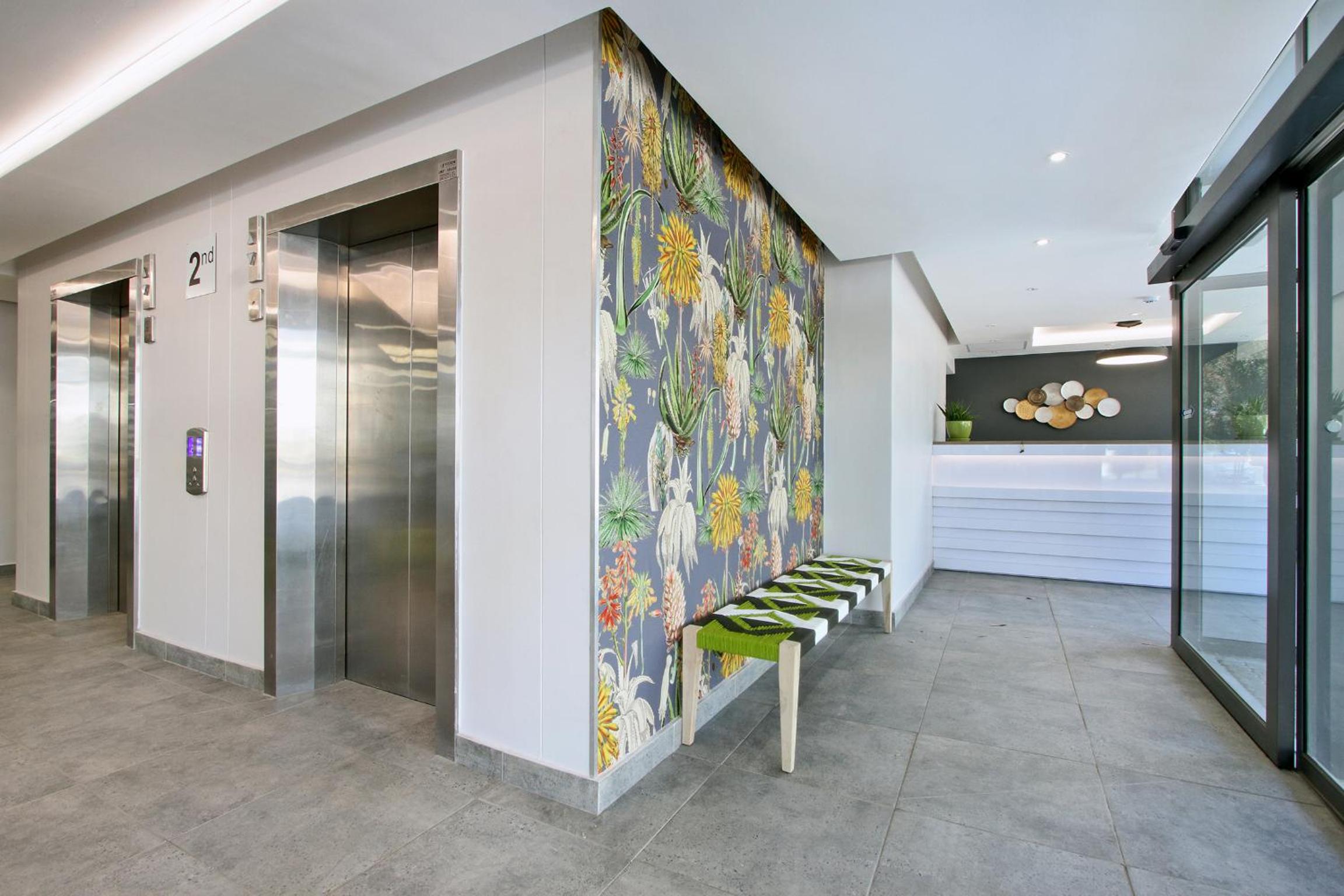 Luxury Family Apartment in Castle Rock with great views of Table Mountain view 2
