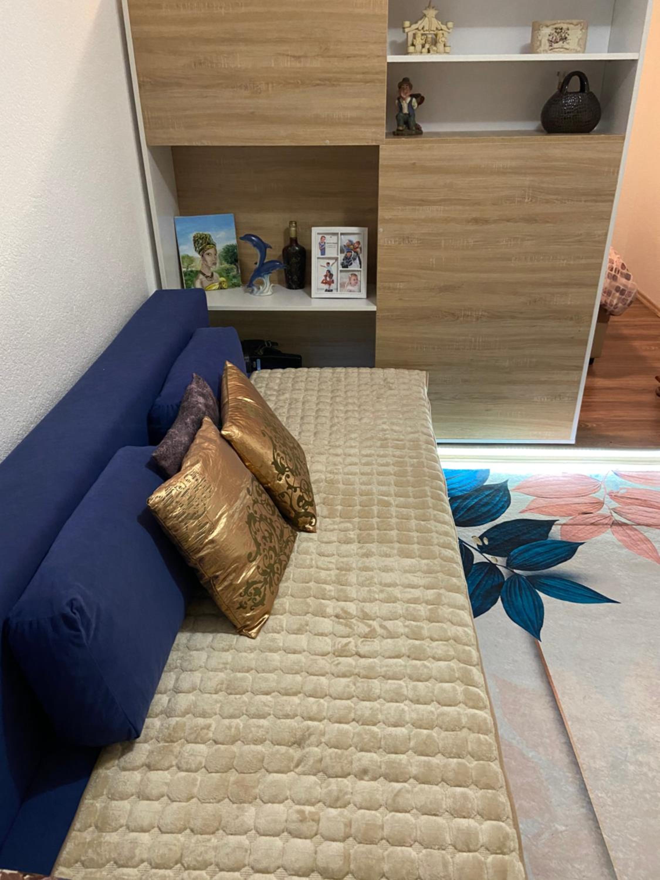 Lake apartment