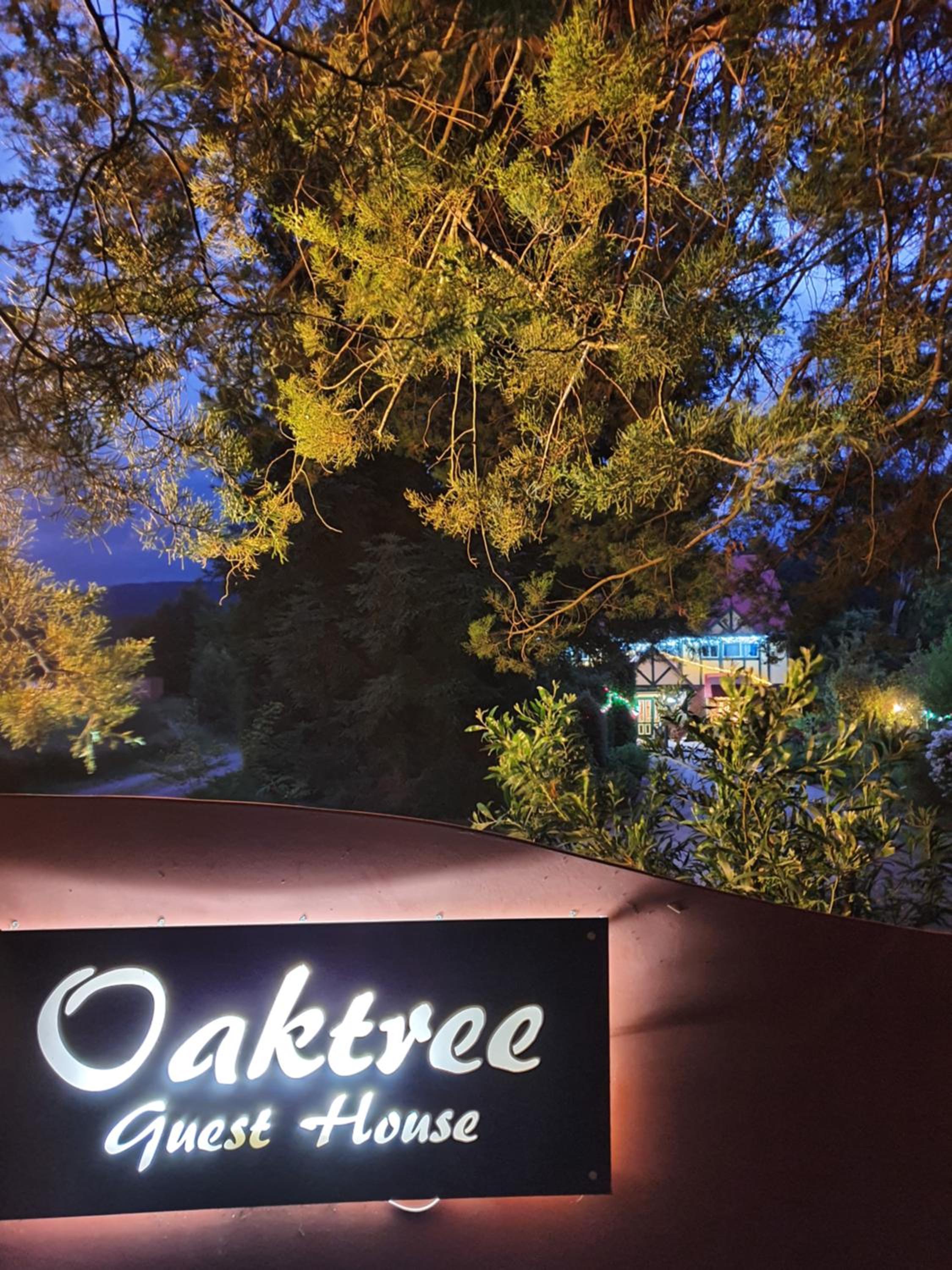 Oaktree Guest House