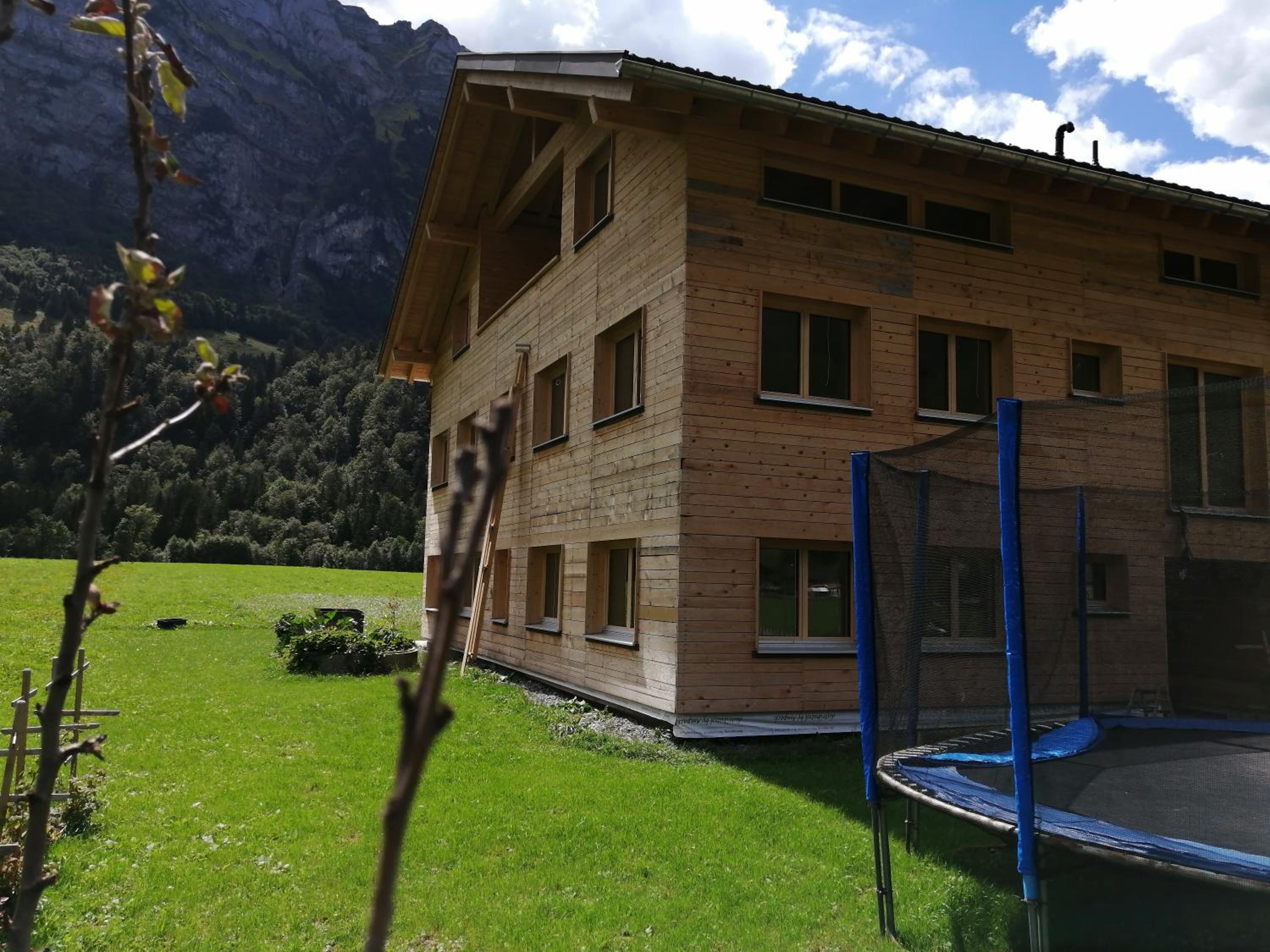 Photo 12