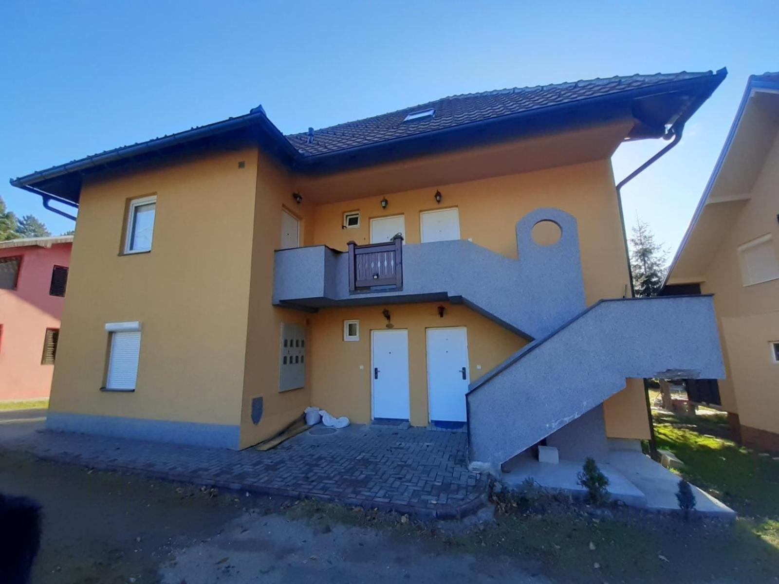 Apartman Nik view 2